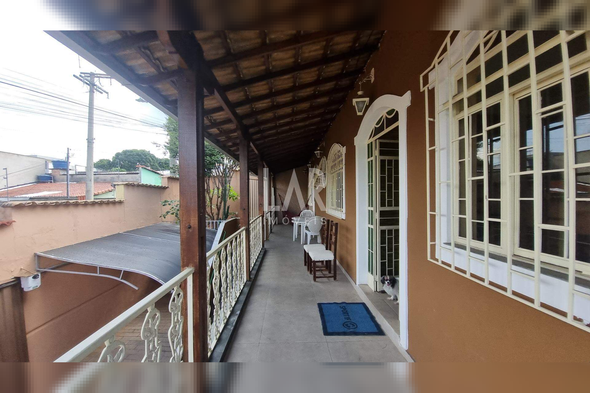 Casa Comercial de 4 quartos à venda, Cachoeirinha, Belo Horizonte - MG