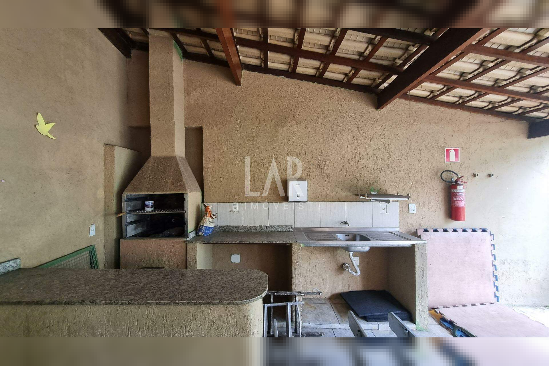 Casa Comercial de 4 quartos à venda, Cachoeirinha, Belo Horizonte - MG