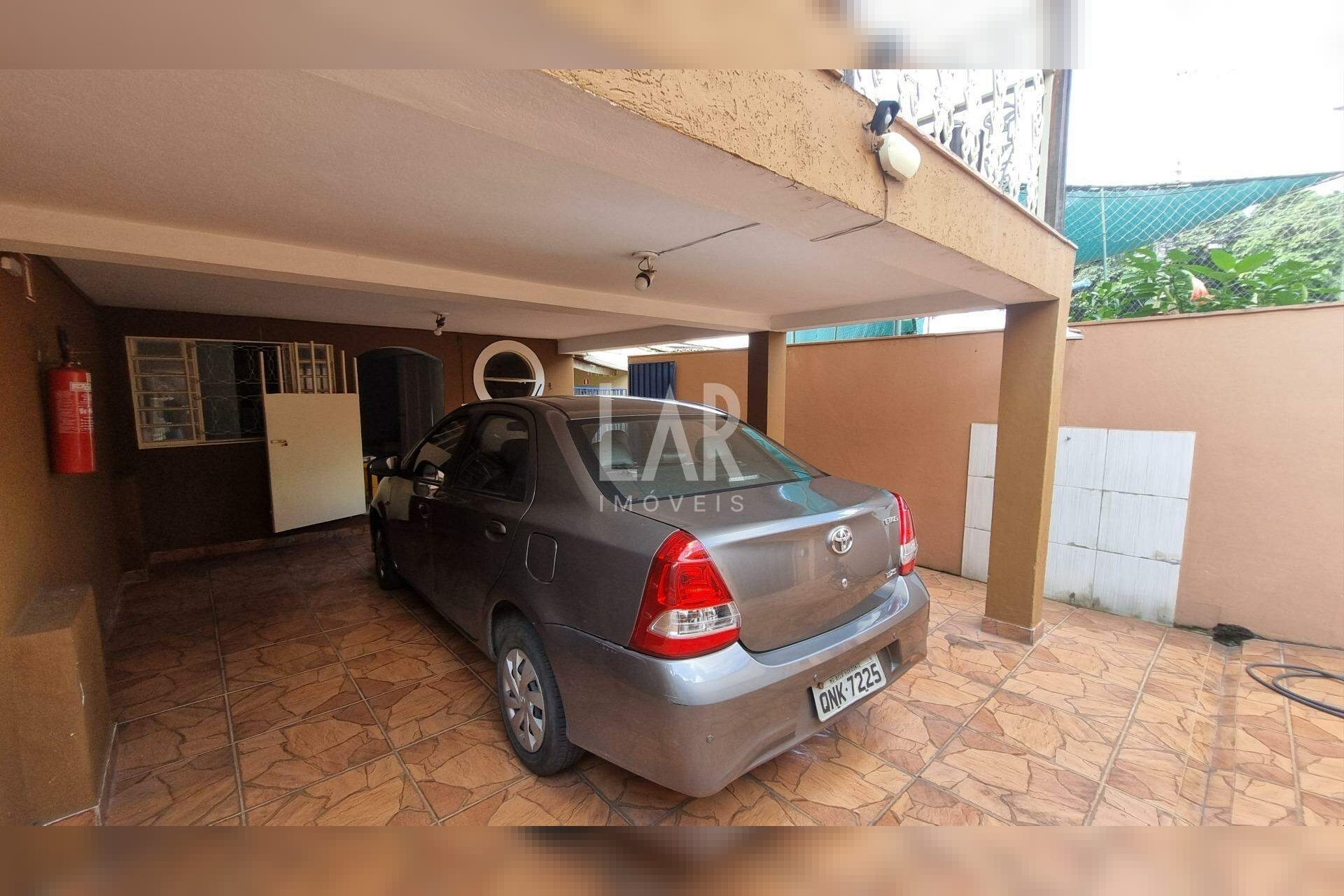 Casa Comercial de 4 quartos à venda, Cachoeirinha, Belo Horizonte - MG