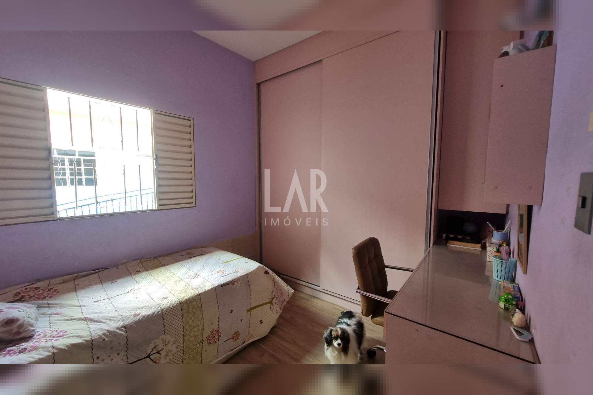 Casa Comercial de 4 quartos à venda, Cachoeirinha, Belo Horizonte - MG