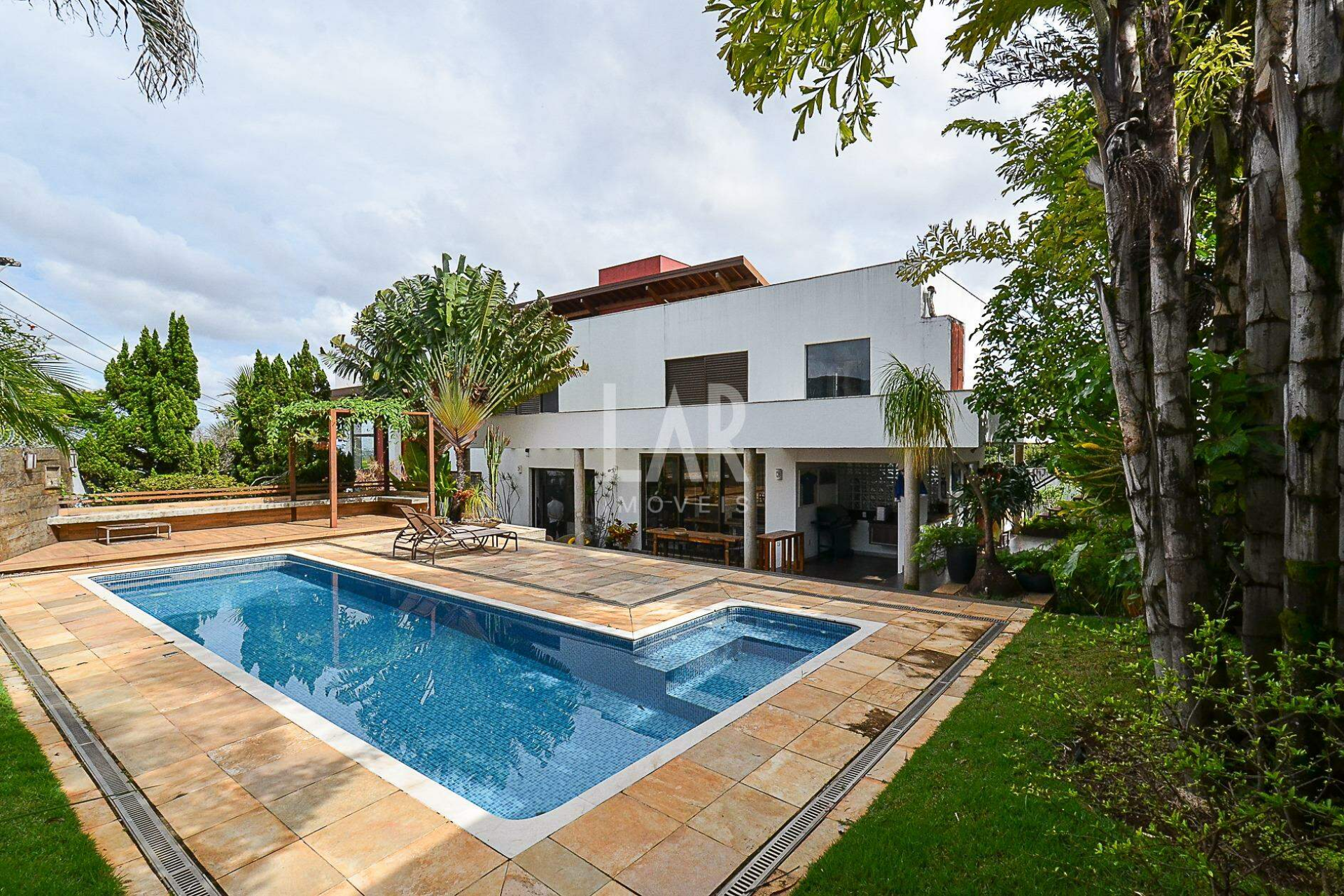 Casa de 5 quartos à venda, Estoril, Belo Horizonte - MG