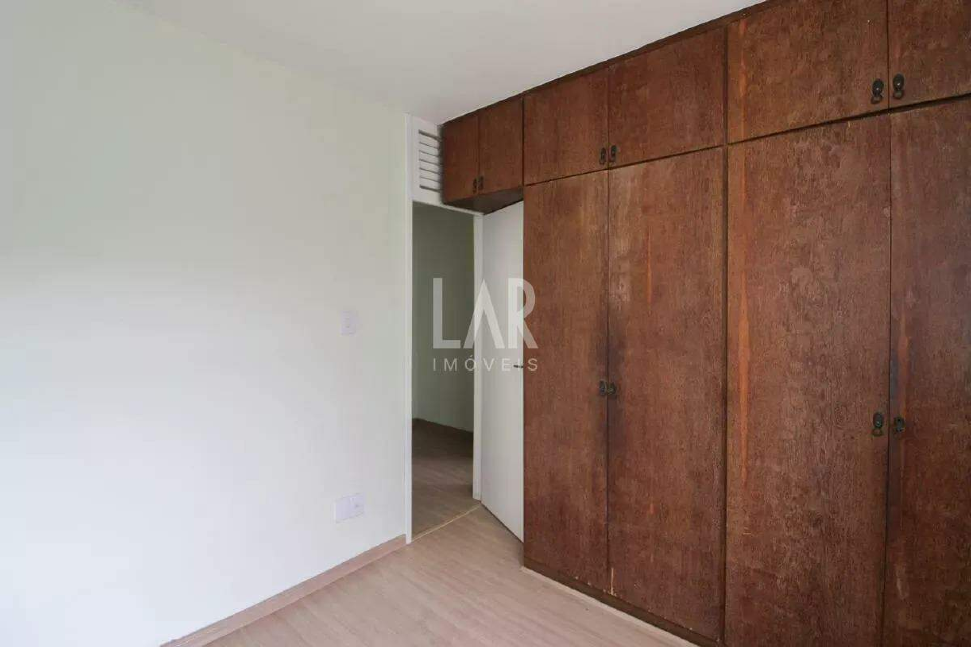 Casa de 3 quartos à venda, Alípio de Melo, Belo Horizonte - MG