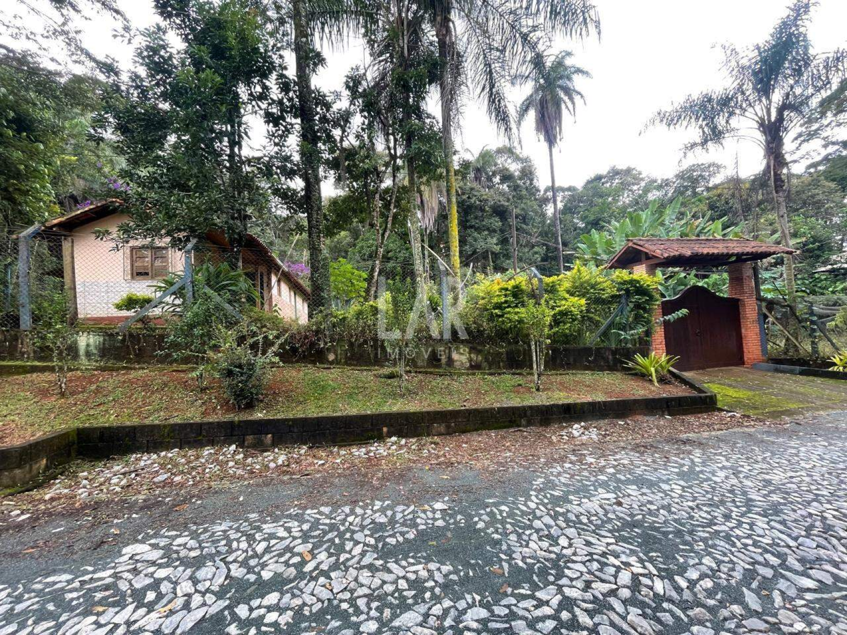 Casa em Condomínio de 5 quartos à venda, Jardins de Petrópolis, Nova Lima - MG