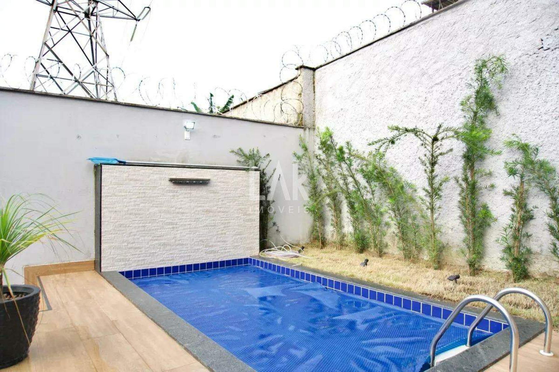 Casa de 3 quartos à venda, Santa Efigênia, Belo Horizonte - MG