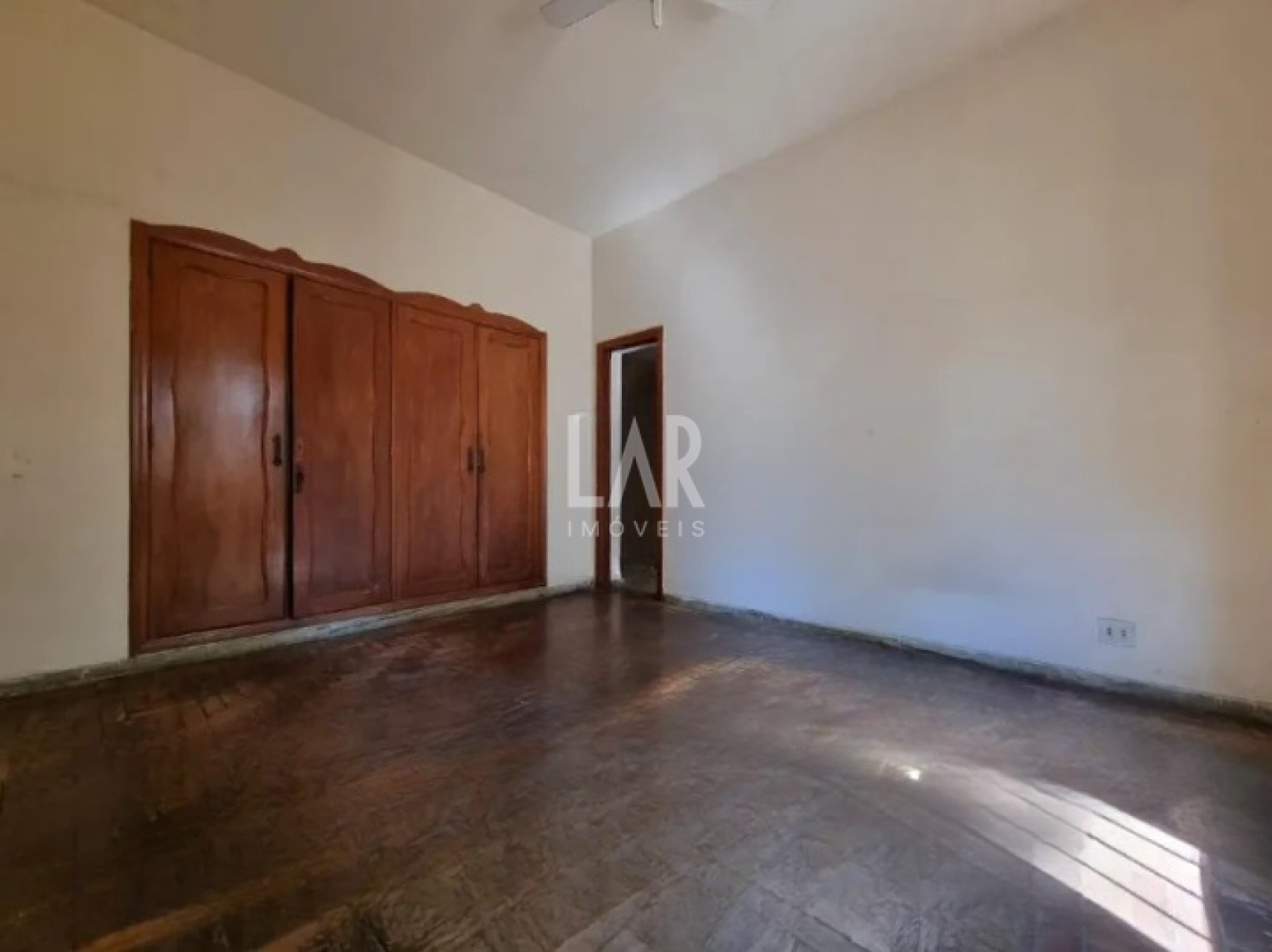 Casa de 4 quartos à venda, Boa Viagem, Belo Horizonte - MG