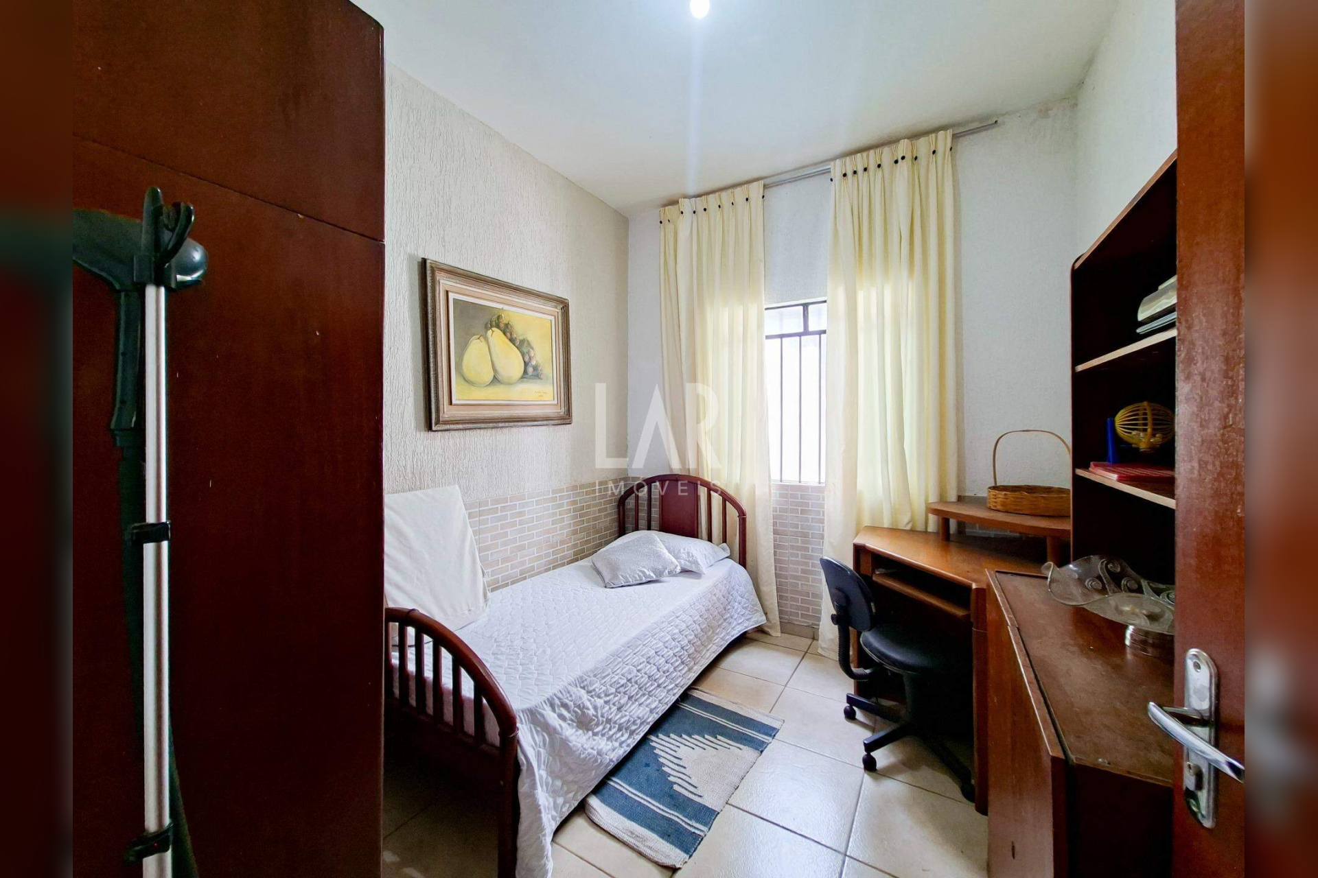 Casa de 5 quartos à venda, Cachoeirinha, Belo Horizonte - MG