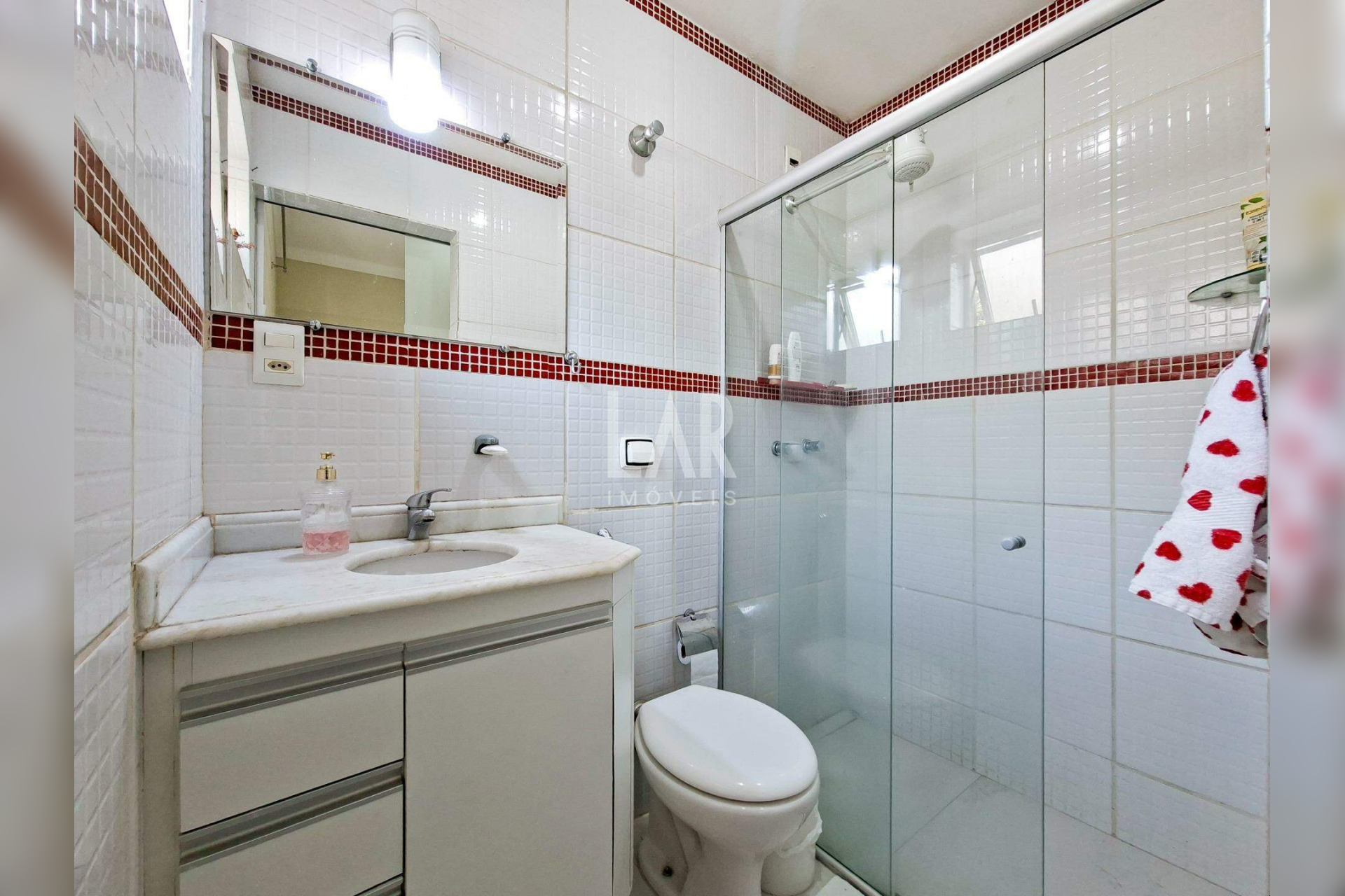 Casa de 5 quartos à venda, Cachoeirinha, Belo Horizonte - MG