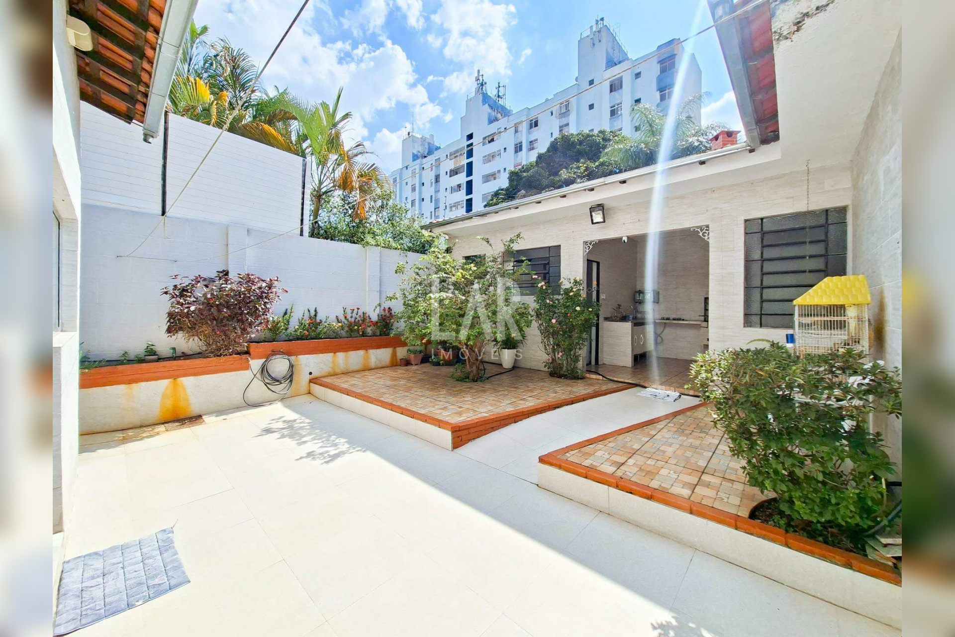 Casa de 5 quartos à venda, Cachoeirinha, Belo Horizonte - MG
