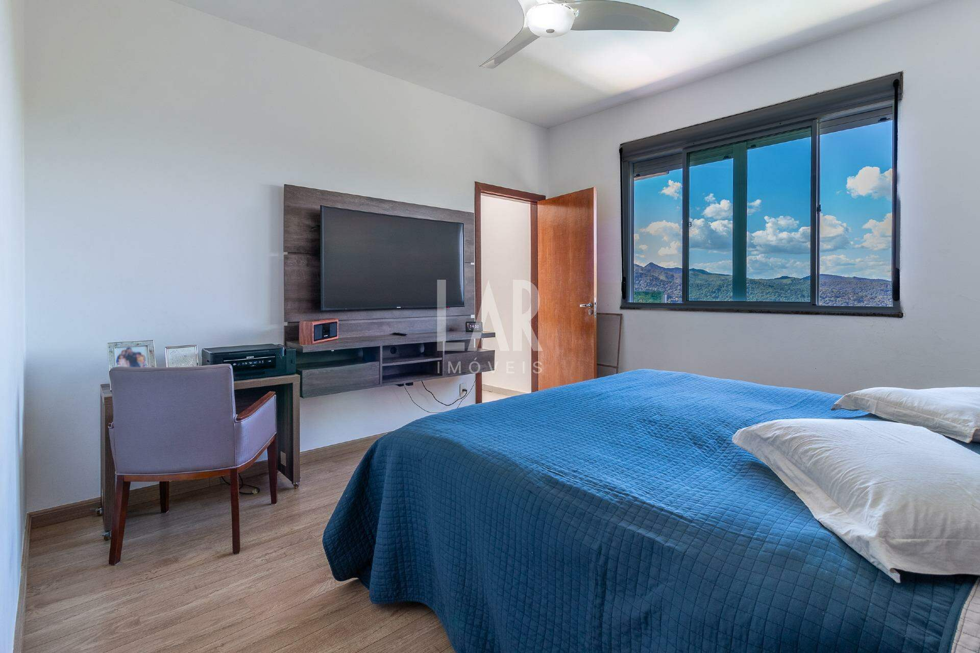 Casa em Condomínio de 4 quartos à venda, Le Cottage, Nova Lima - MG