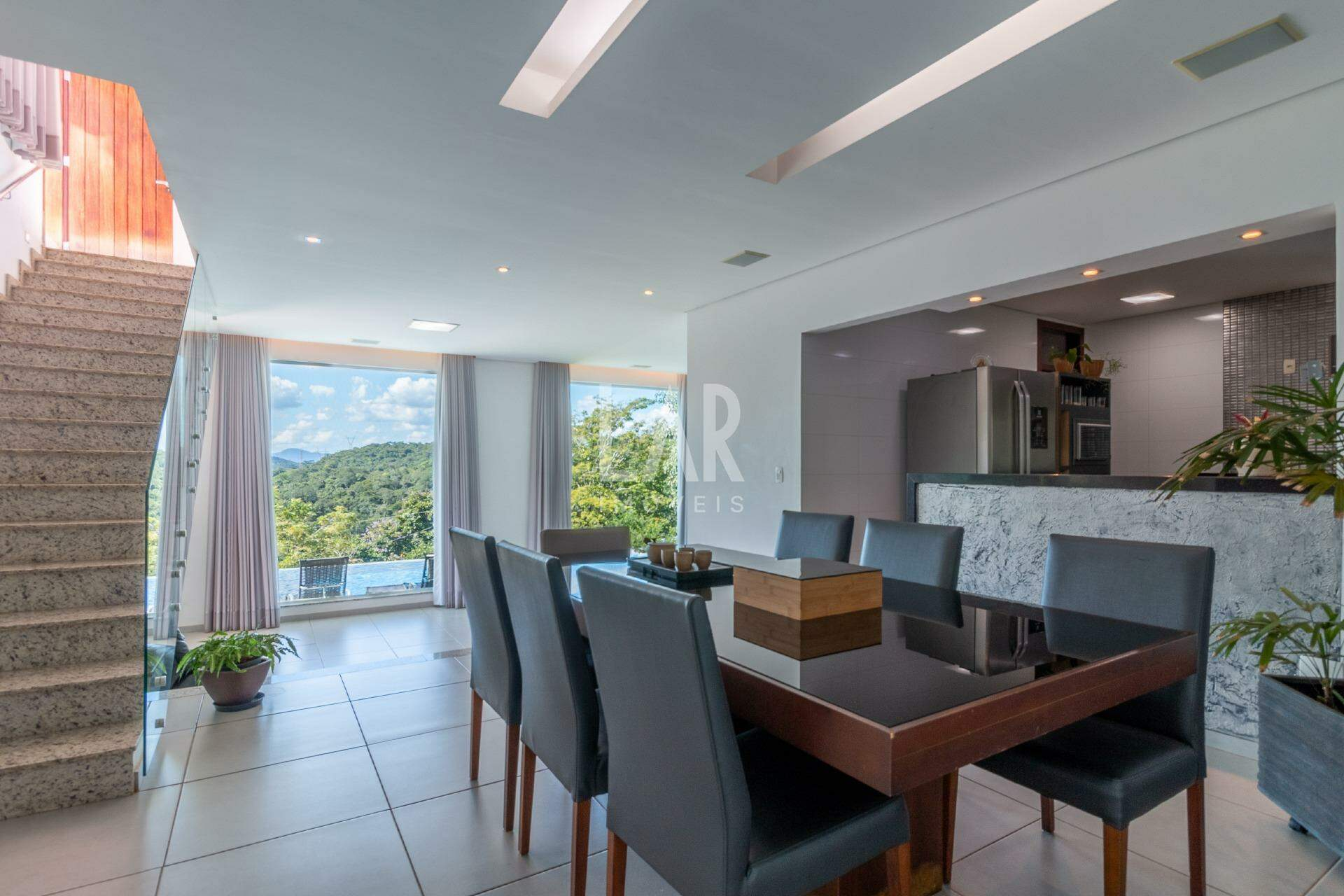 Casa em Condomínio de 4 quartos à venda, Le Cottage, Nova Lima - MG