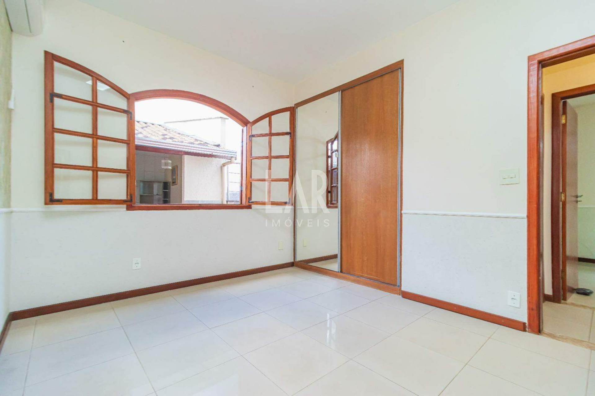Casa de 3 quartos para alugar, Itapoã, Belo Horizonte - MG