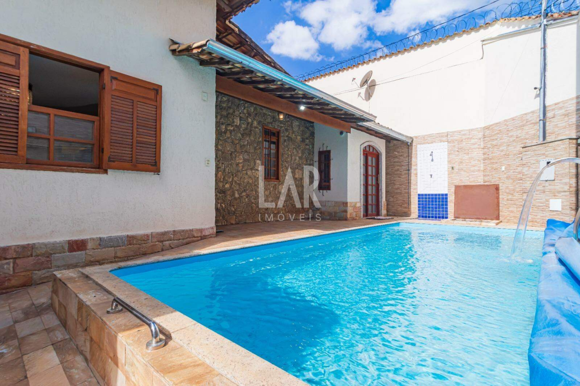 Casa de 3 quartos para alugar, Itapoã, Belo Horizonte - MG