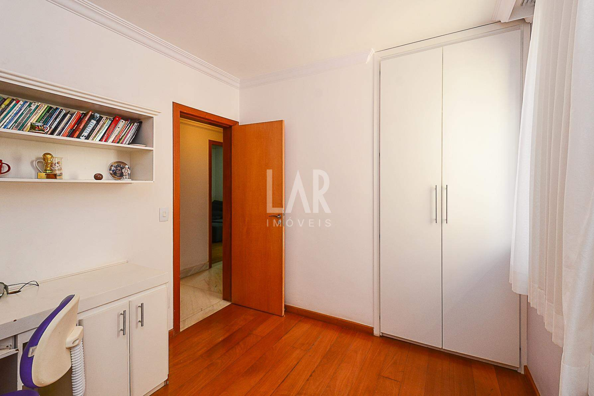 Apartamento de 4 quartos à venda, Buritis, Belo Horizonte - MG