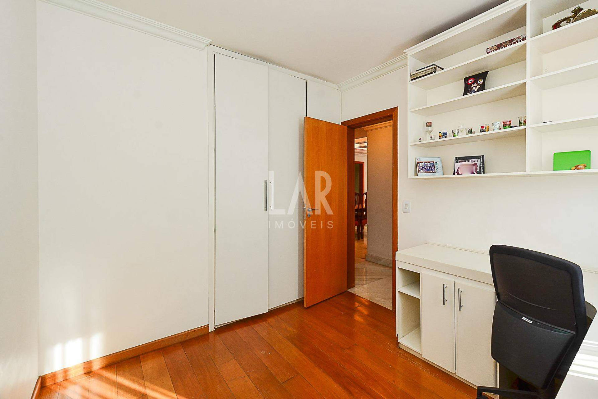Apartamento de 4 quartos à venda, Buritis, Belo Horizonte - MG