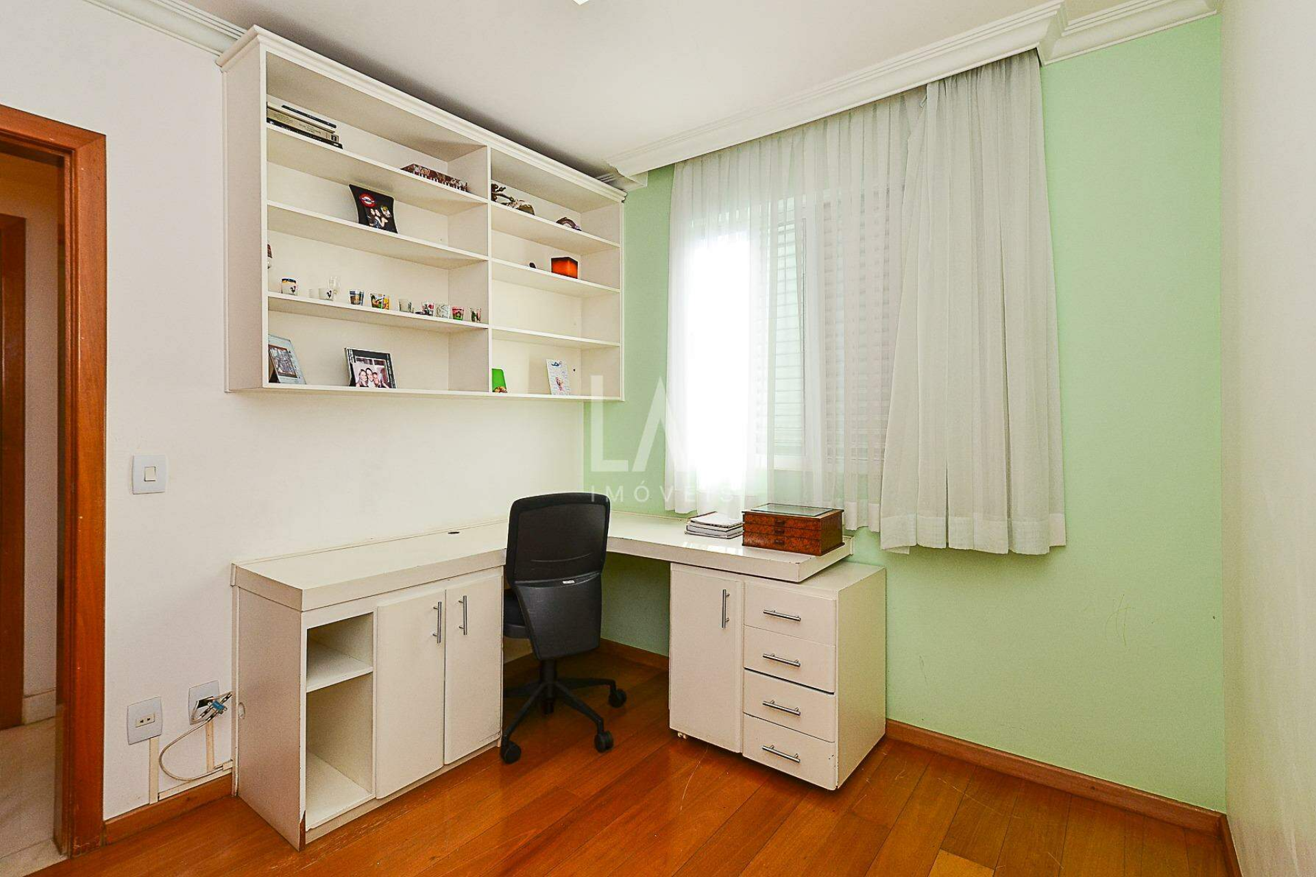 Apartamento de 4 quartos à venda, Buritis, Belo Horizonte - MG