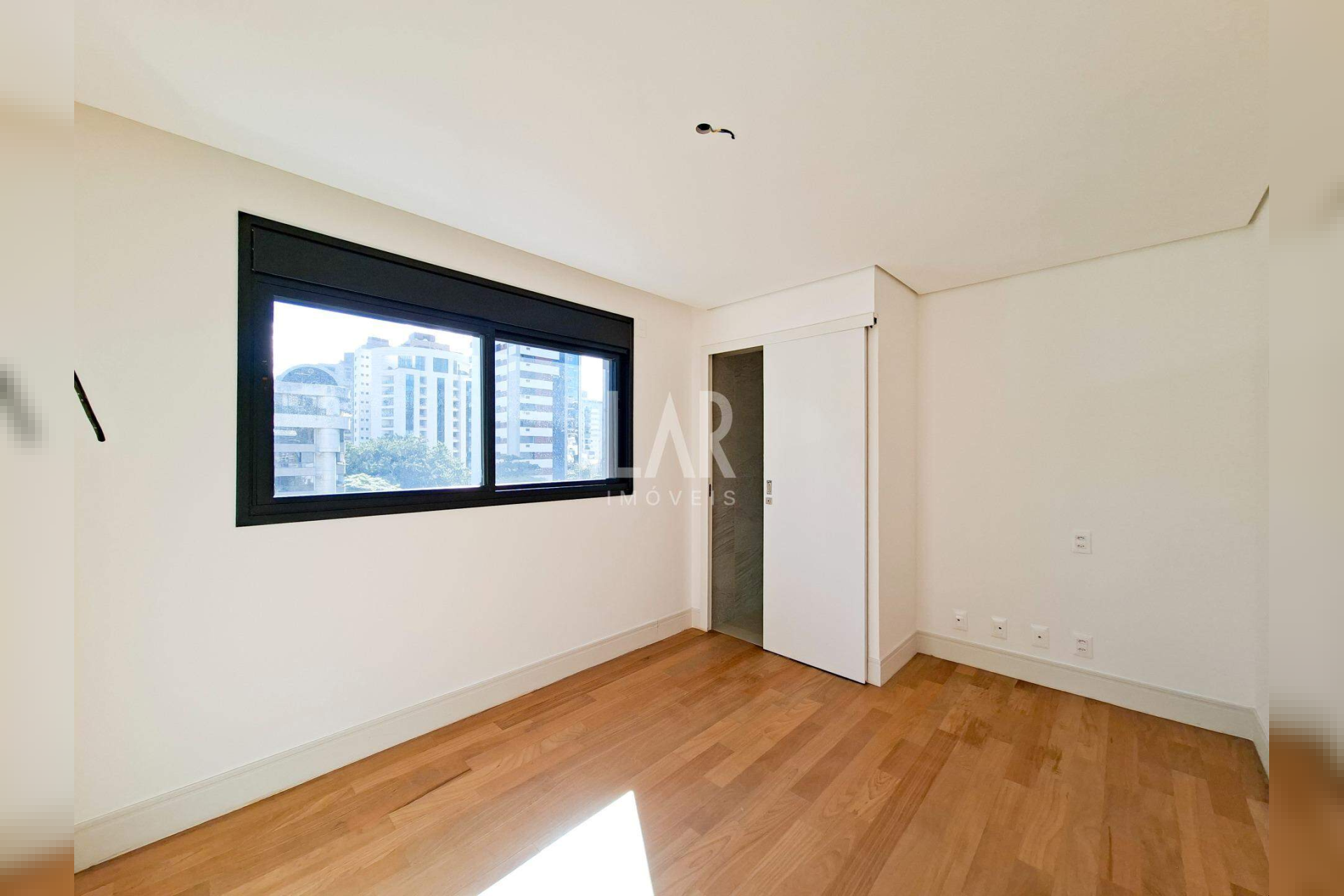 Apartamento de 4 quartos à venda, Lourdes, Belo Horizonte - MG