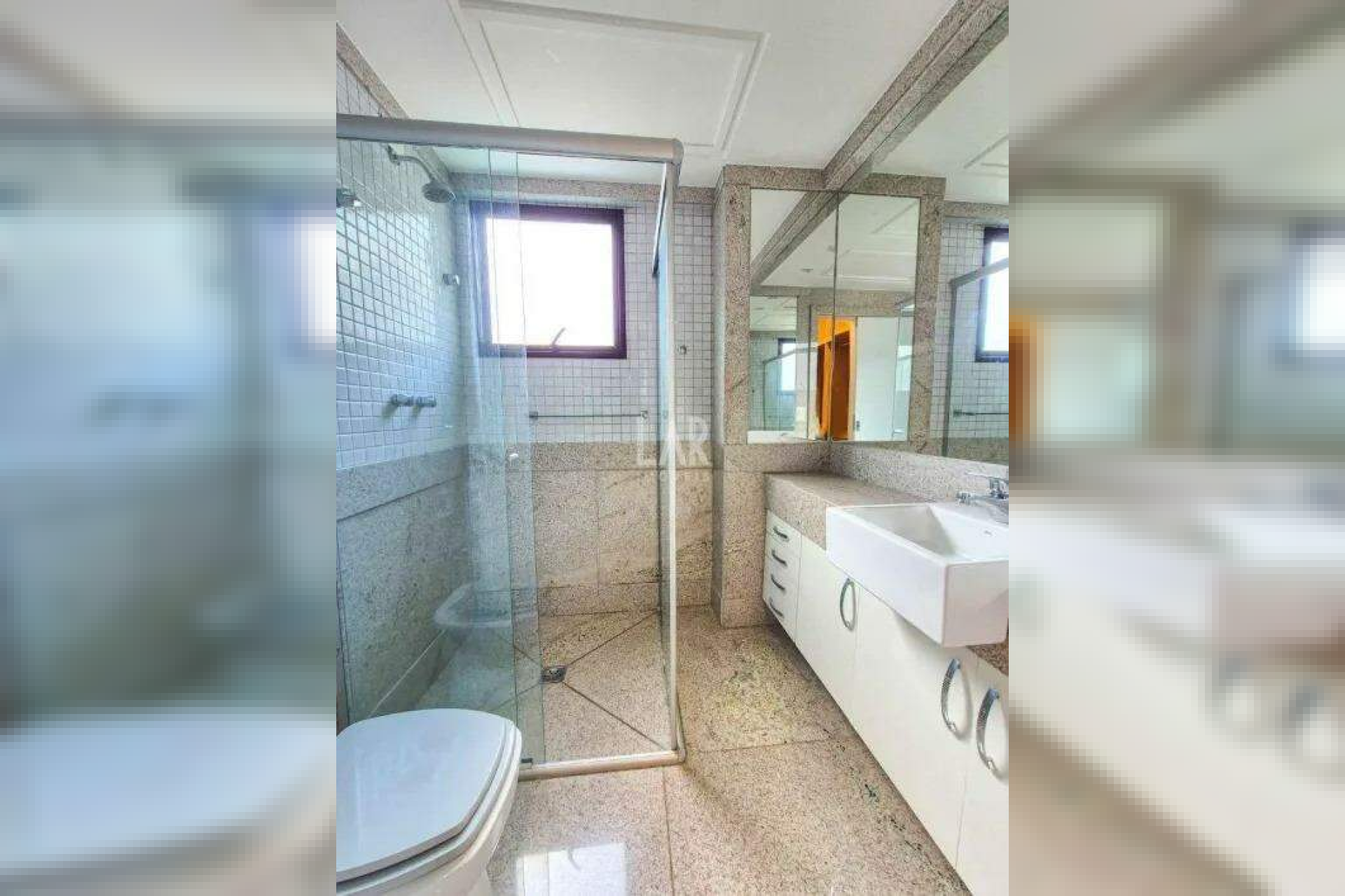 Apartamento de 4 quartos para alugar, Belvedere, Belo Horizonte - MG