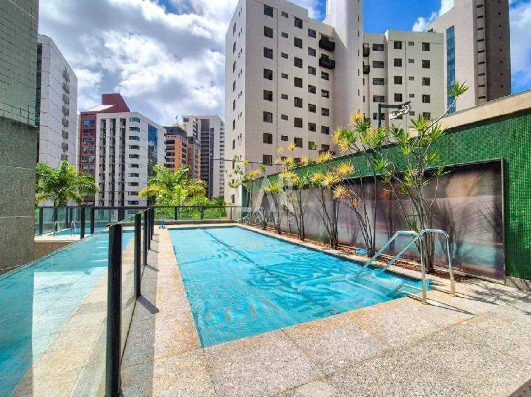 Apartamento de 4 quartos para alugar, Belvedere, Belo Horizonte - MG