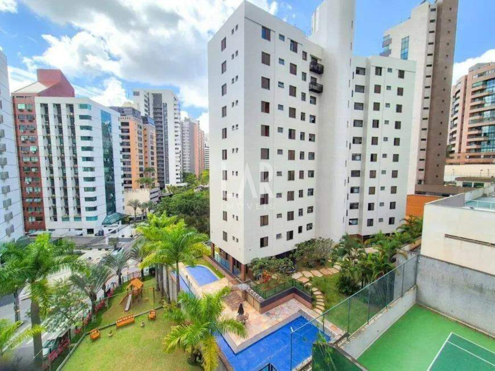 Apartamento de 4 quartos para alugar, Belvedere, Belo Horizonte - MG