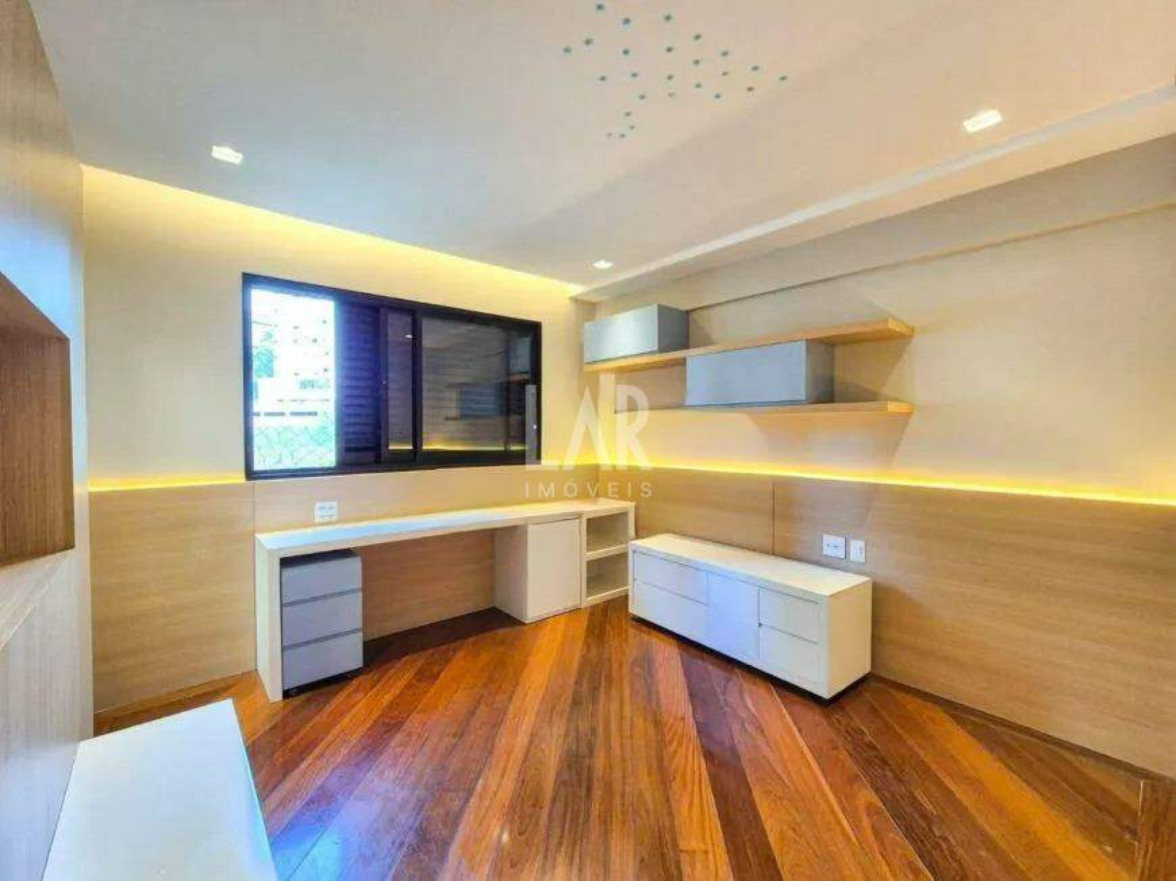 Apartamento de 4 quartos para alugar, Belvedere, Belo Horizonte - MG