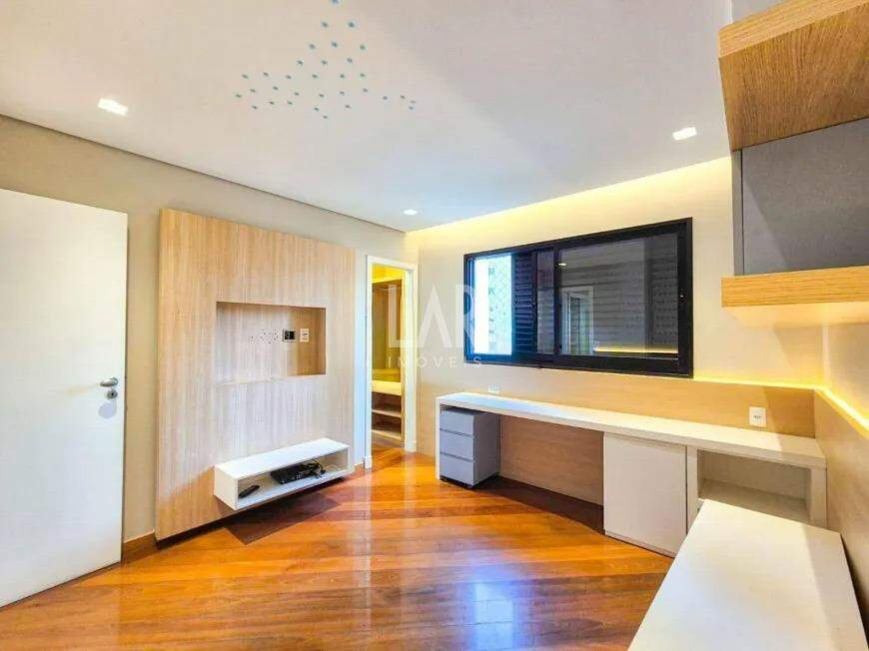 Apartamento de 4 quartos para alugar, Belvedere, Belo Horizonte - MG