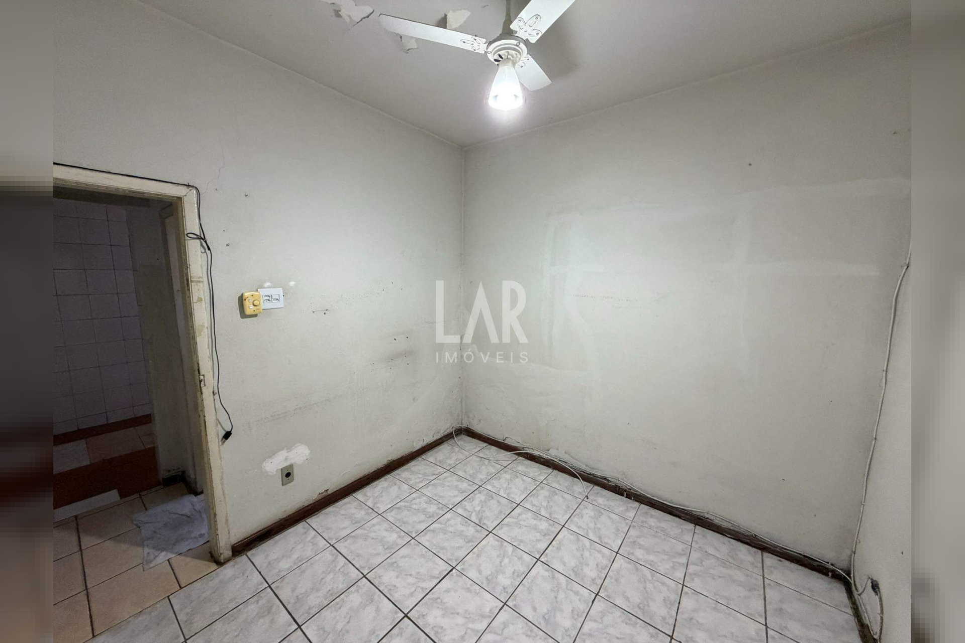 Casa de 4 quartos à venda, Coração Eucarístico, Belo Horizonte - MG