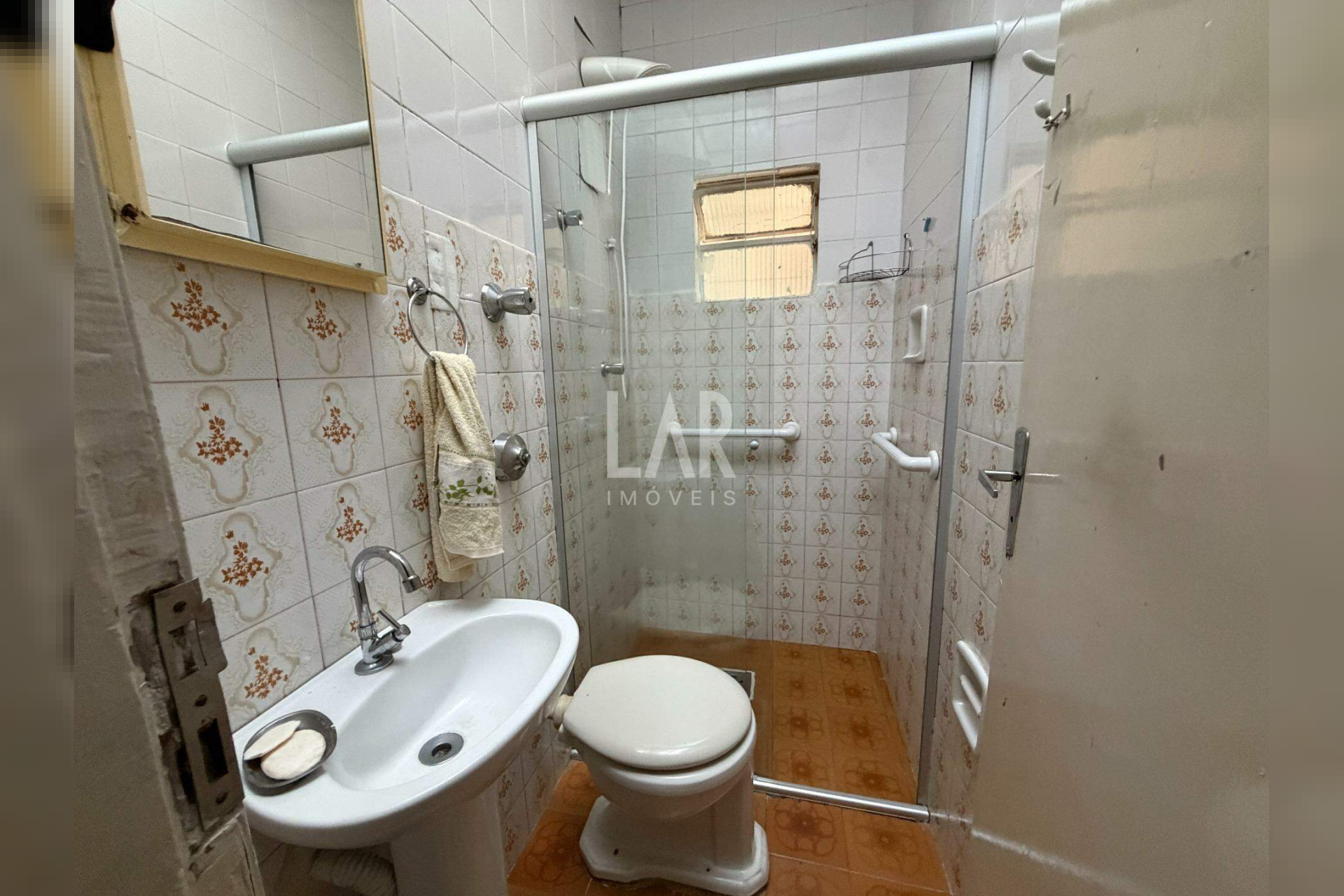 Casa de 4 quartos à venda, Coração Eucarístico, Belo Horizonte - MG