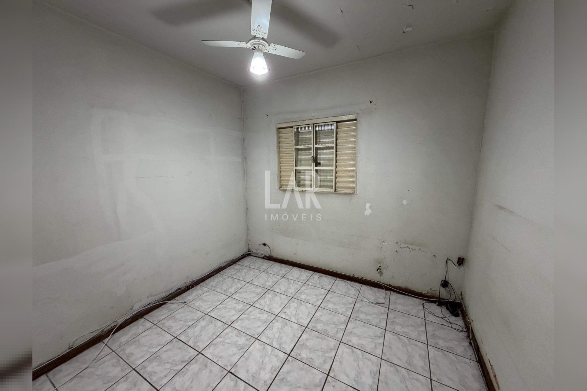 Casa de 4 quartos à venda, Coração Eucarístico, Belo Horizonte - MG