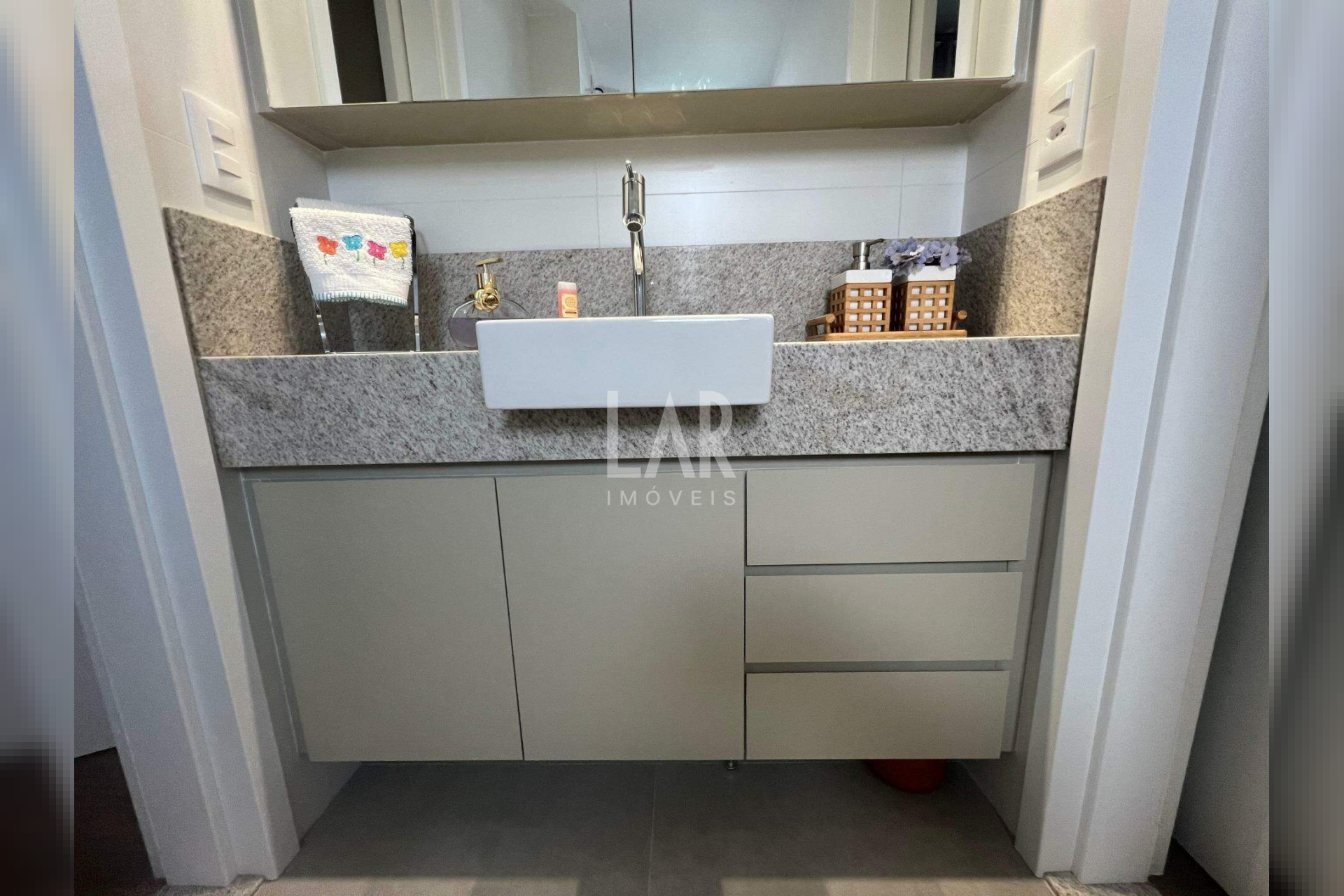 Apartamento de 3 quartos à venda, Santa Efigênia, Belo Horizonte - MG