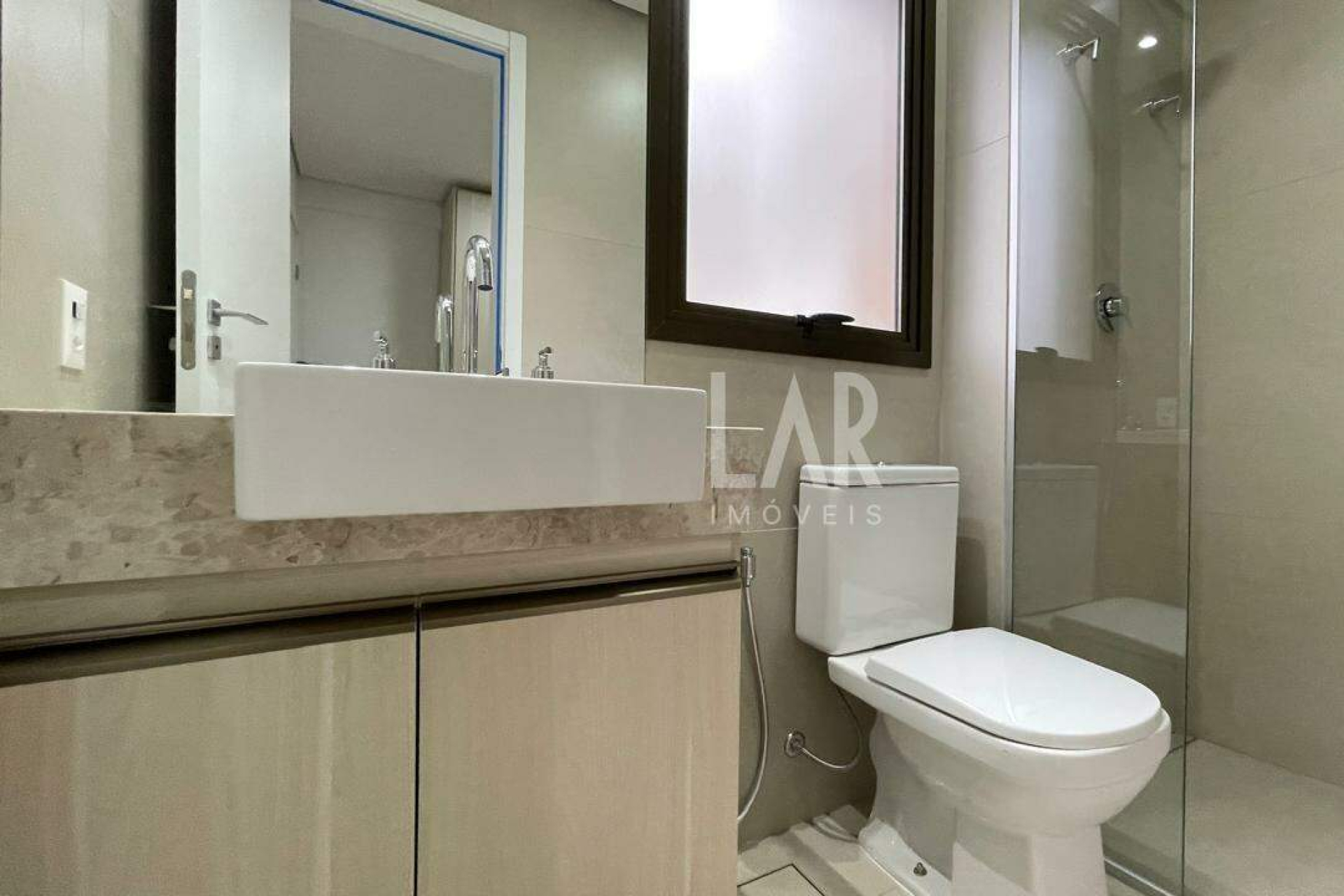 Apartamento de 2 quartos para alugar, Lourdes, Belo Horizonte - MG