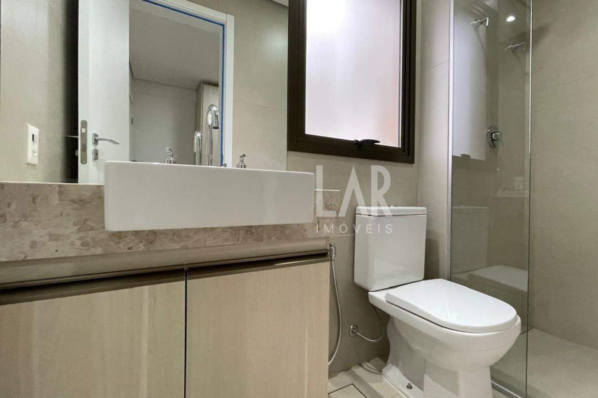 Apartamento de 2 quartos para alugar, Lourdes, Belo Horizonte - MG