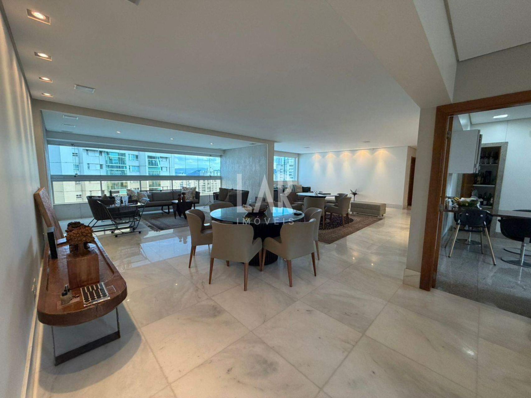 Apartamento de 4 quartos à venda, Vila da Serra, Nova Lima - MG