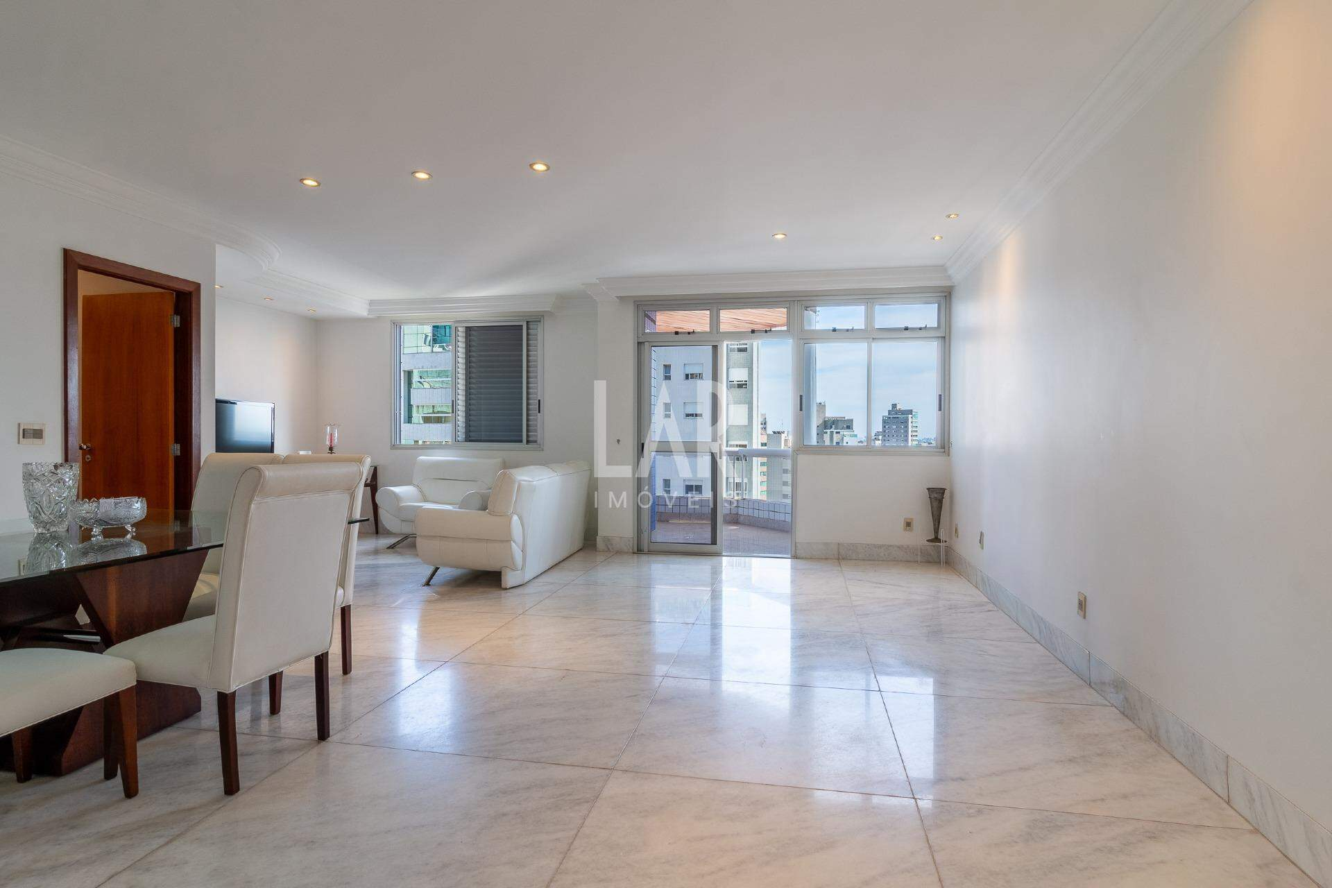 Apartamento de 3 quartos para alugar, Anchieta, Belo Horizonte - MG