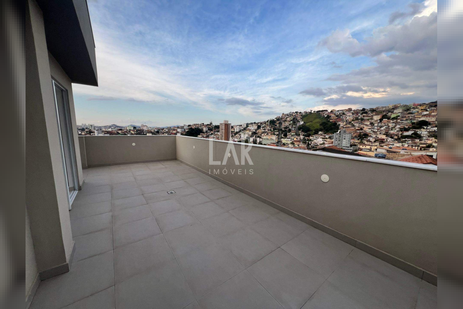 Cobertura de 2 quartos à venda, Santa Efigênia, Belo Horizonte - MG