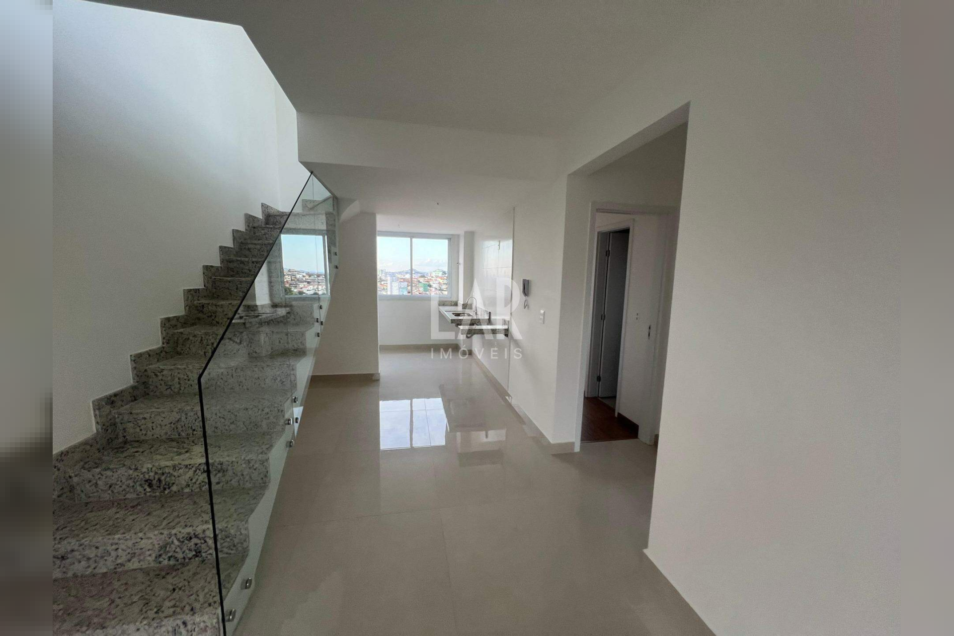 Cobertura de 2 quartos à venda, Santa Efigênia, Belo Horizonte - MG