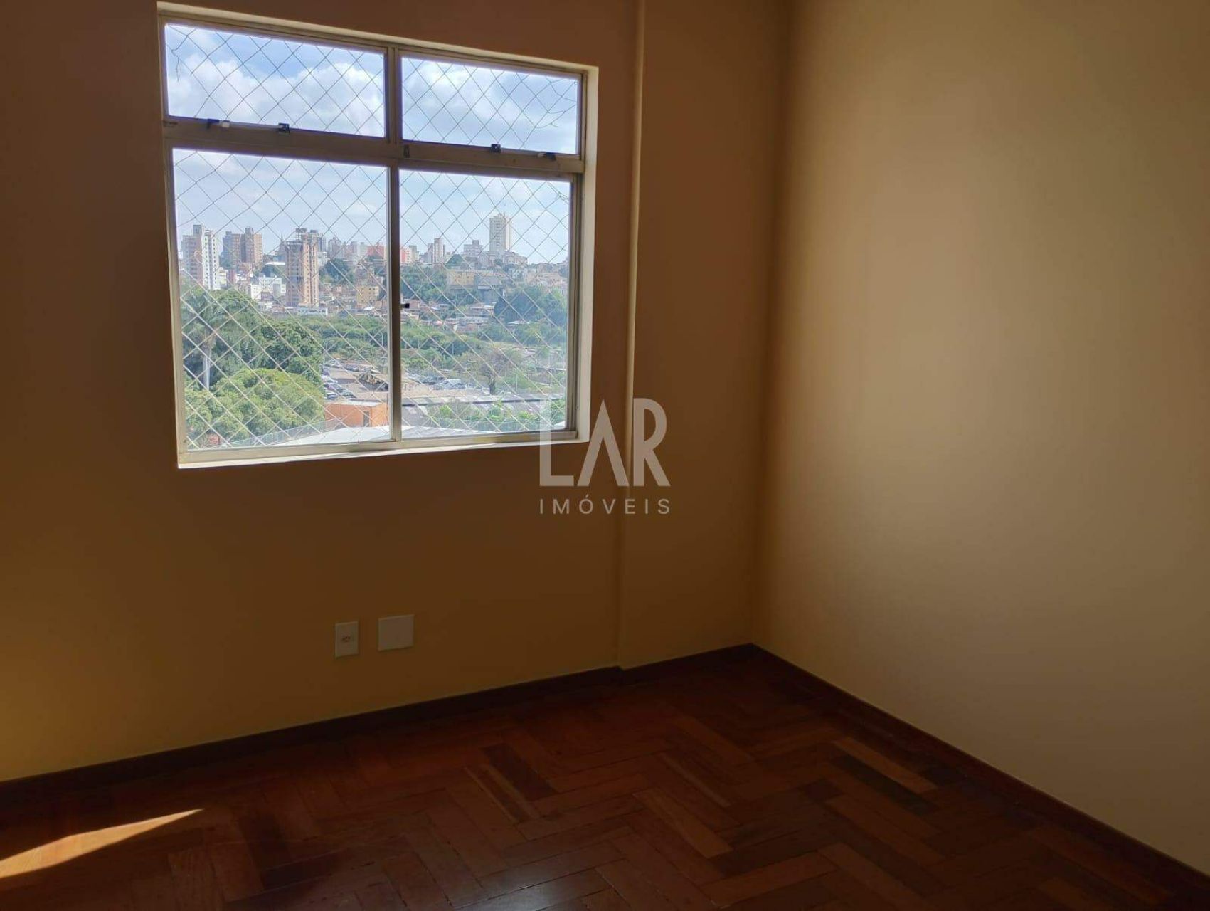 Apartamento de 3 quartos à venda, Santa Efigênia, Belo Horizonte - MG
