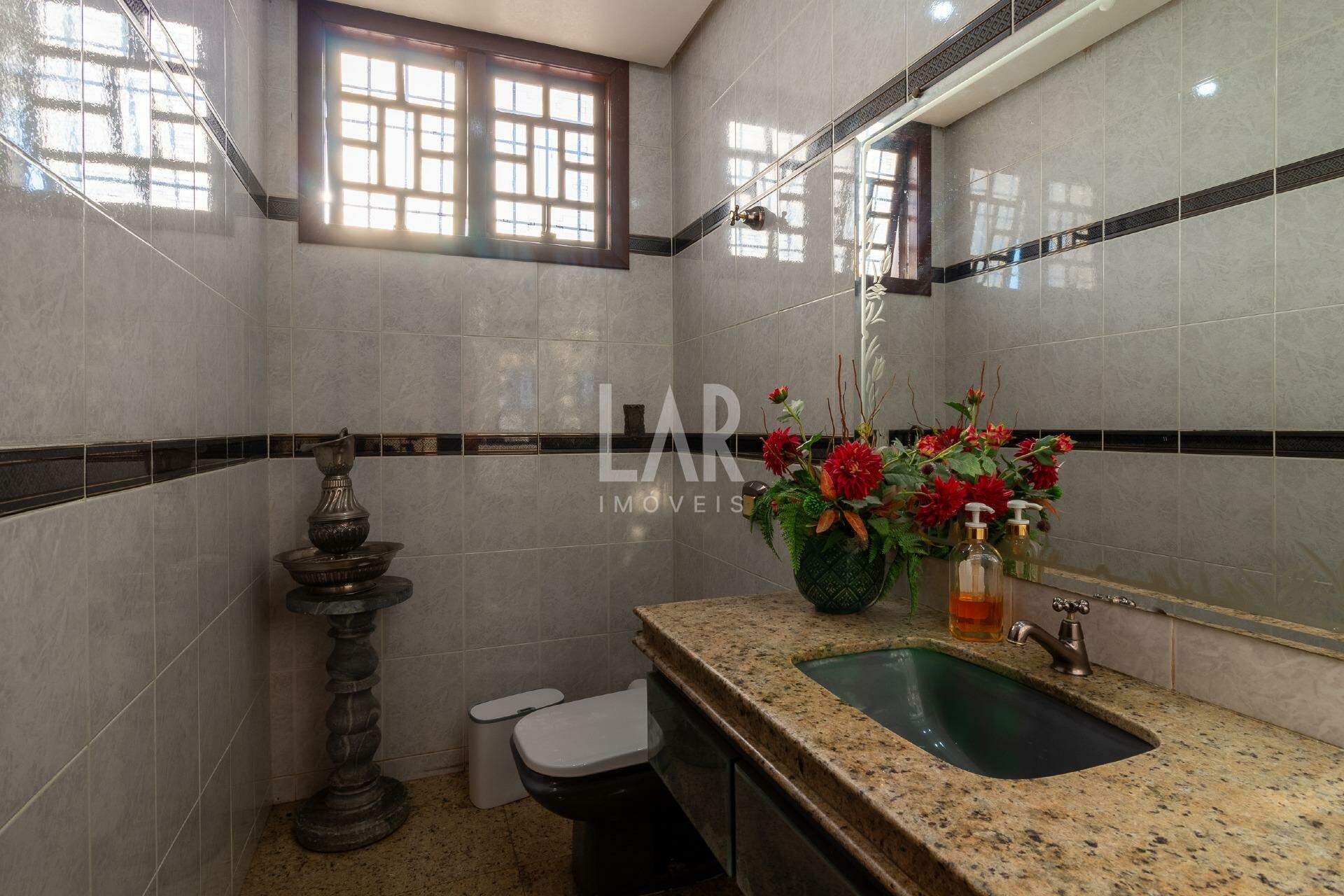 Casa de 4 quartos à venda, Belvedere, Belo Horizonte - MG