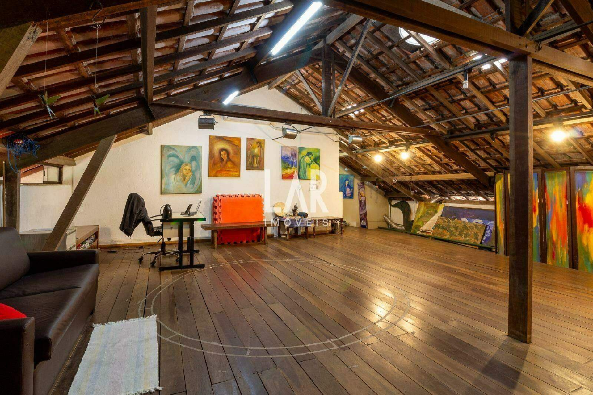 Casa de 5 quartos à venda, Santa Lúcia, Belo Horizonte - MG