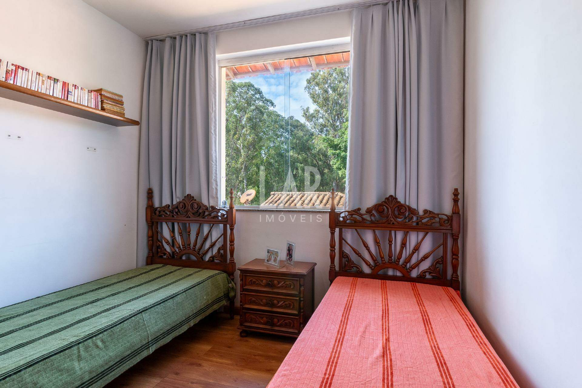 Casa de 5 quartos à venda, Santa Lúcia, Belo Horizonte - MG
