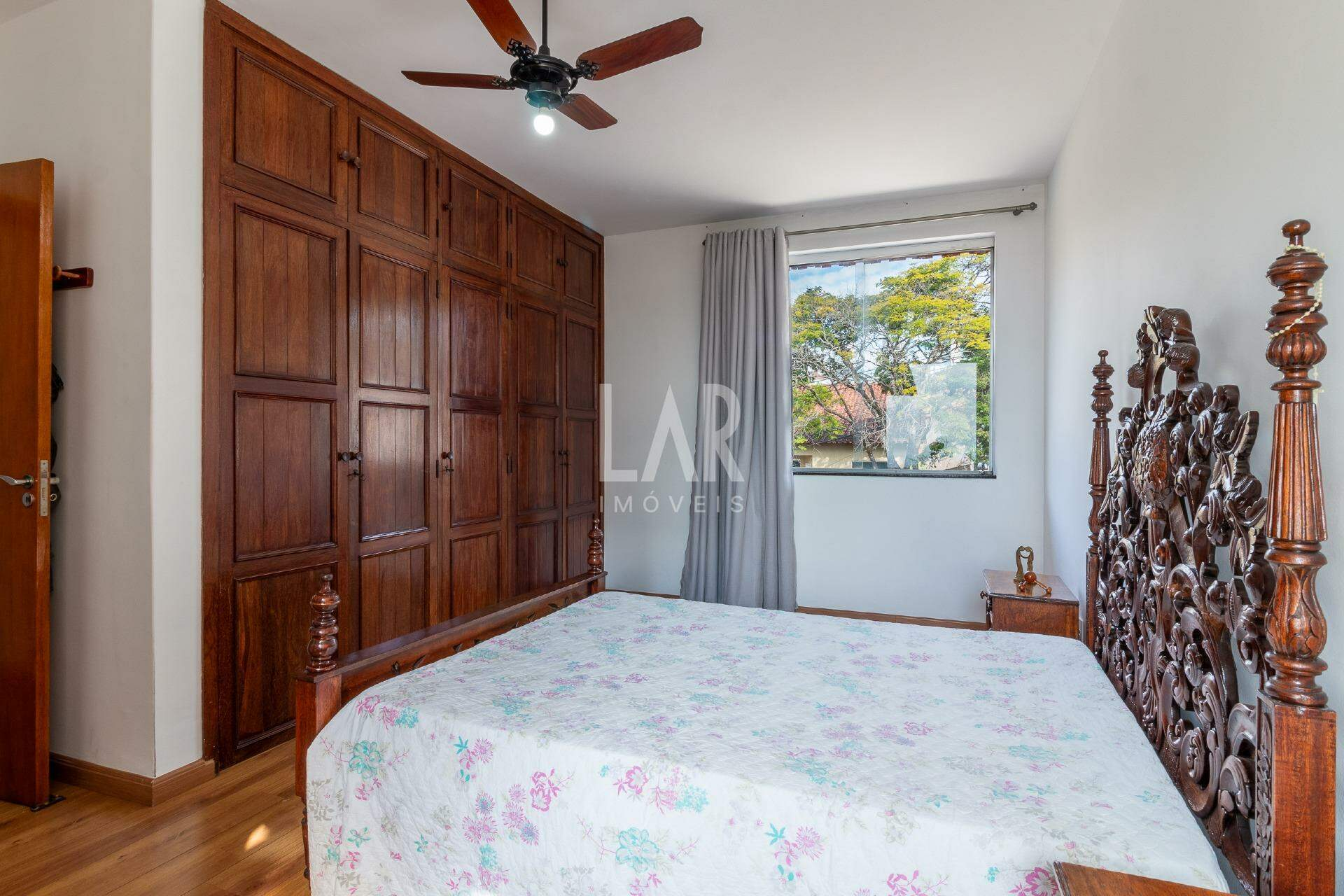 Casa de 5 quartos à venda, Santa Lúcia, Belo Horizonte - MG