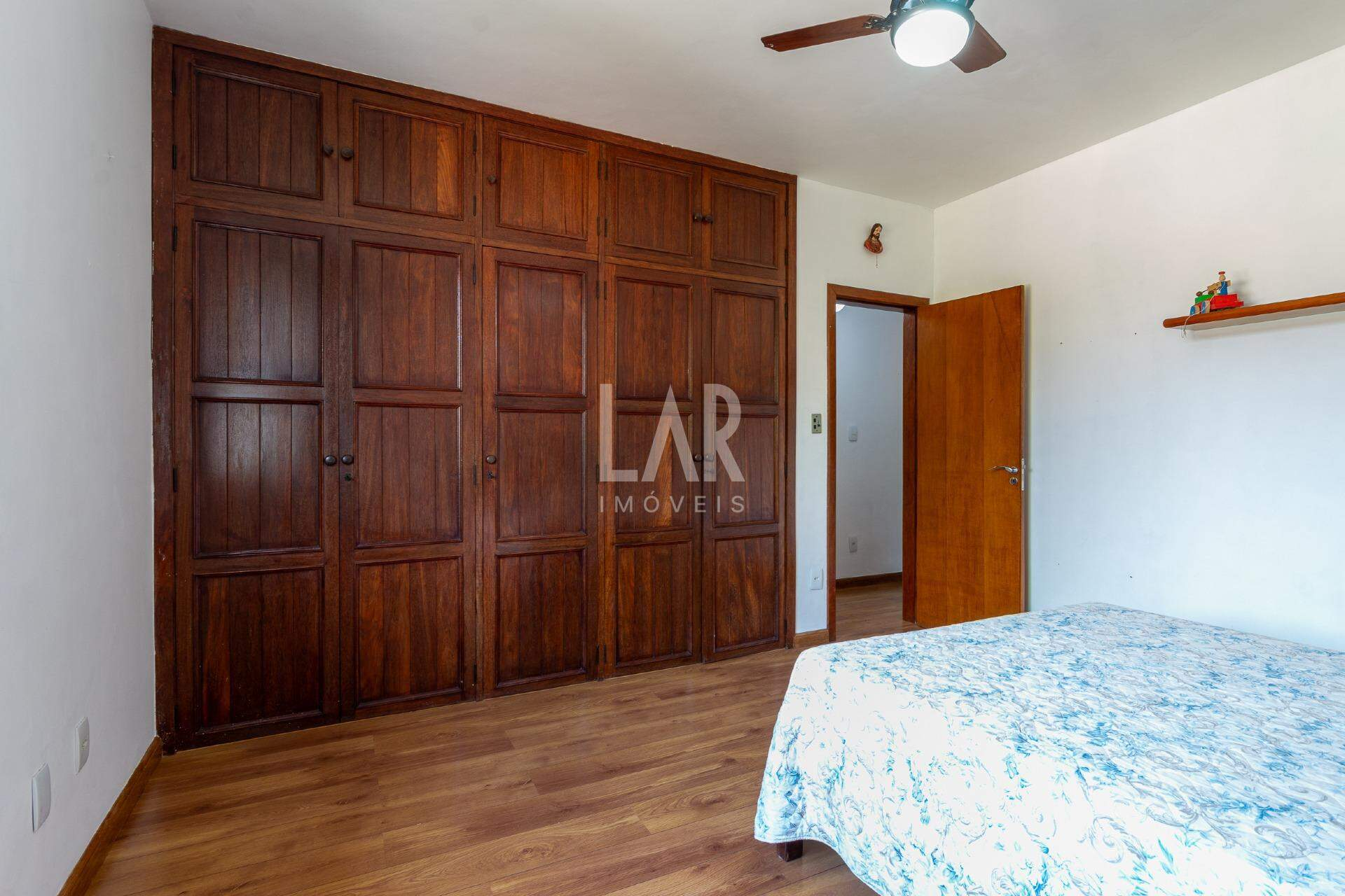 Casa de 5 quartos à venda, Santa Lúcia, Belo Horizonte - MG