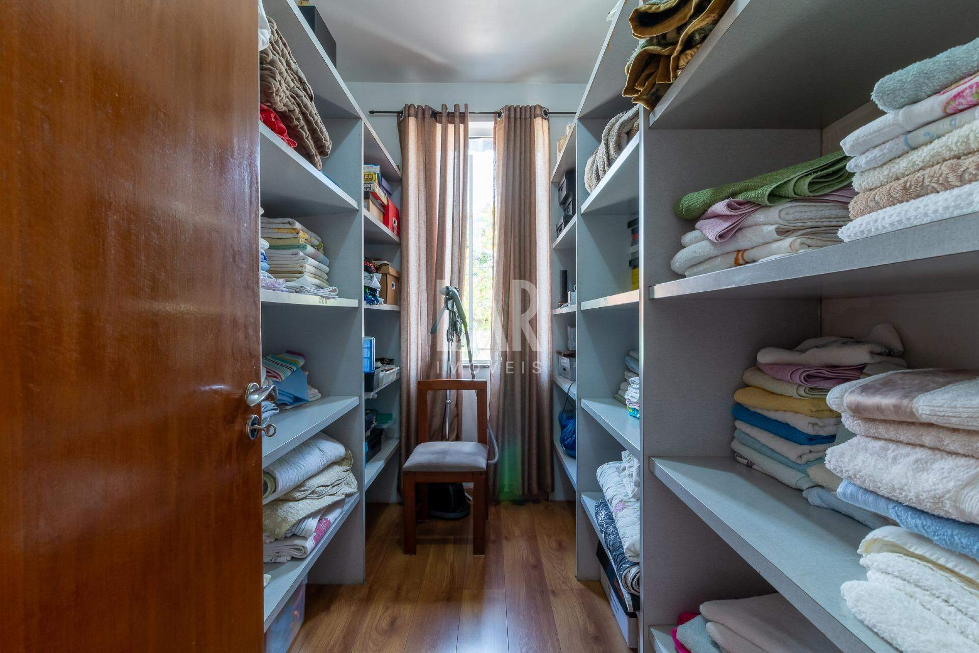Casa de 5 quartos à venda, Santa Lúcia, Belo Horizonte - MG
