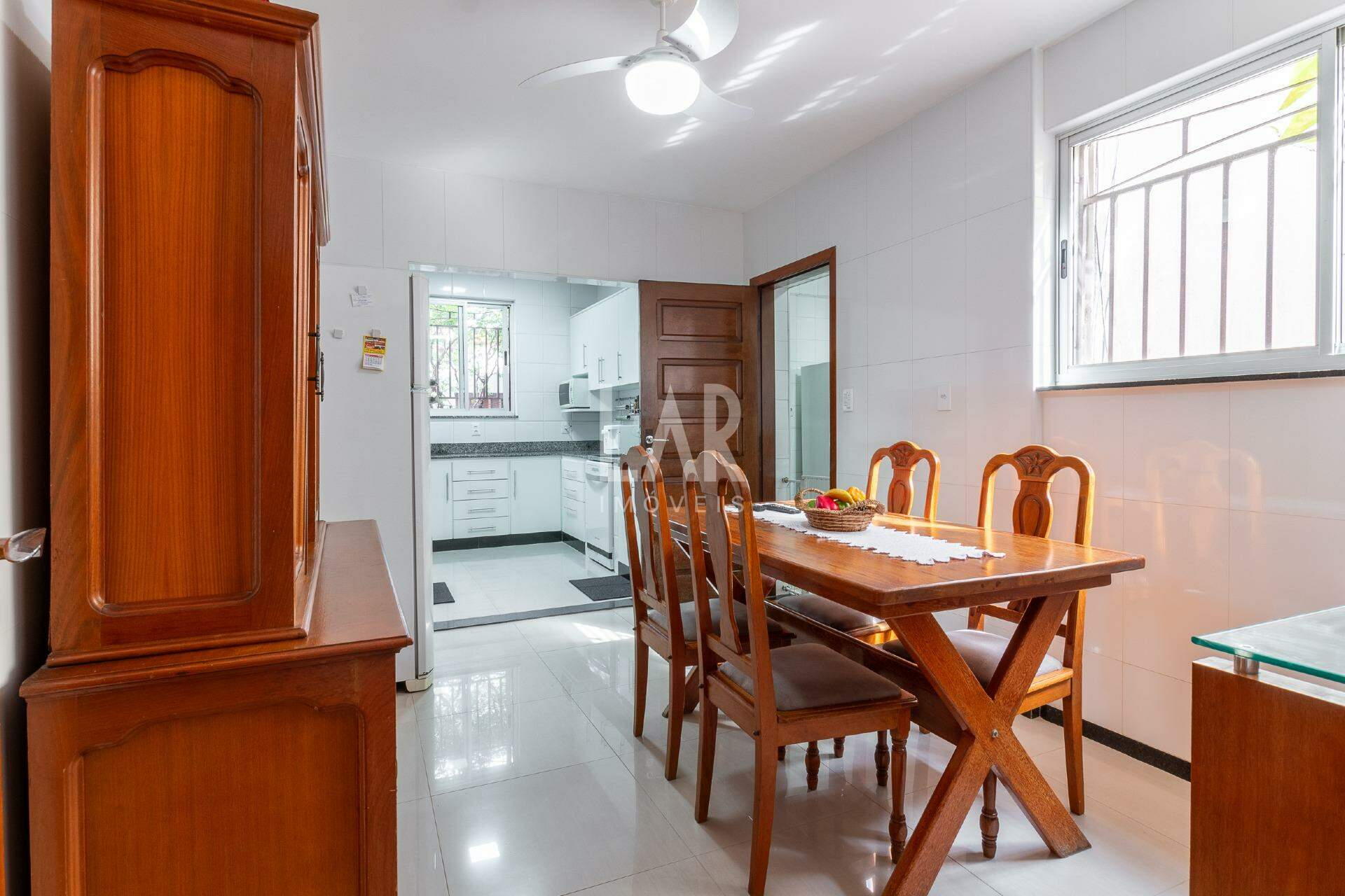 Casa de 5 quartos à venda, Santa Lúcia, Belo Horizonte - MG