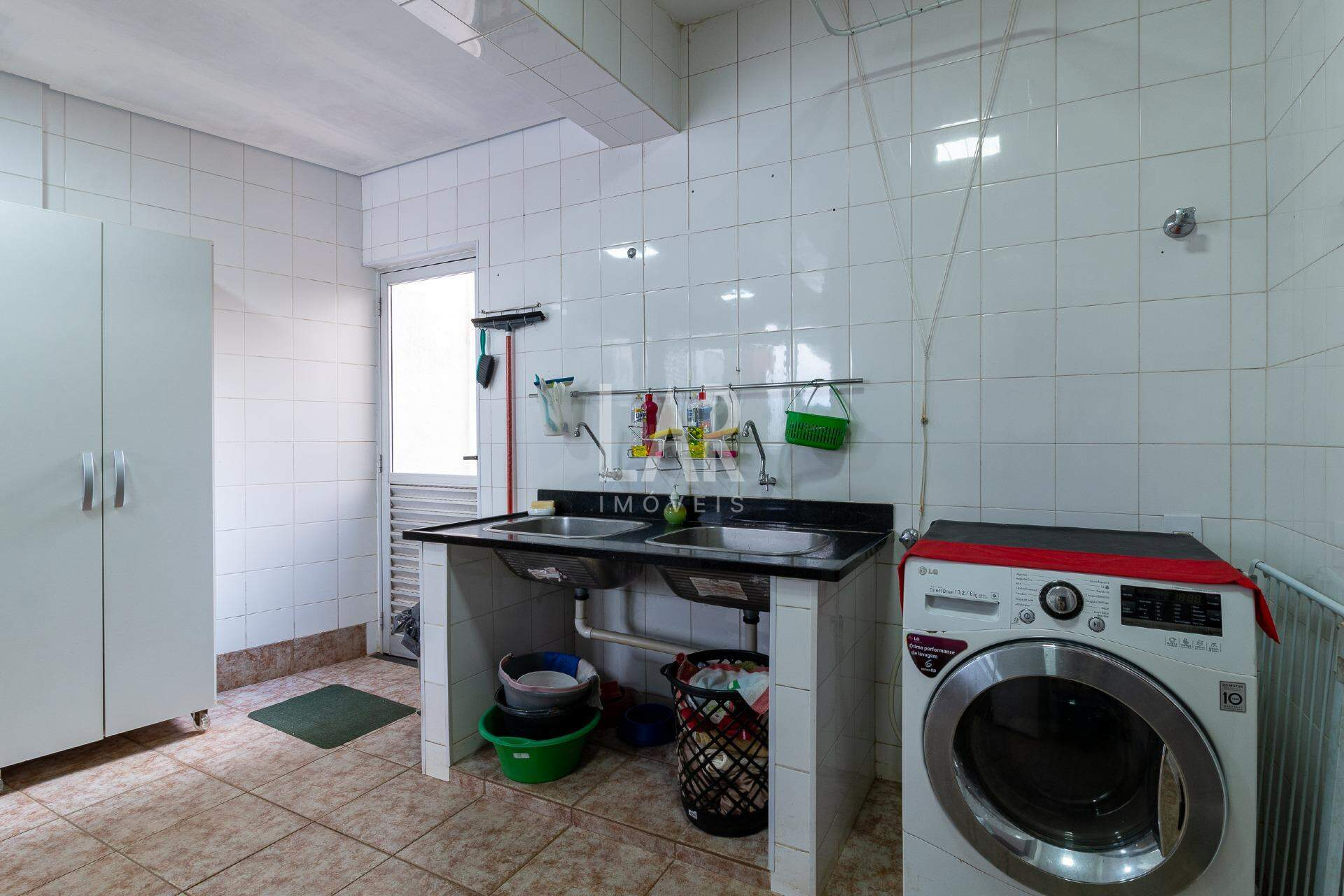 Casa de 5 quartos à venda, Santa Lúcia, Belo Horizonte - MG