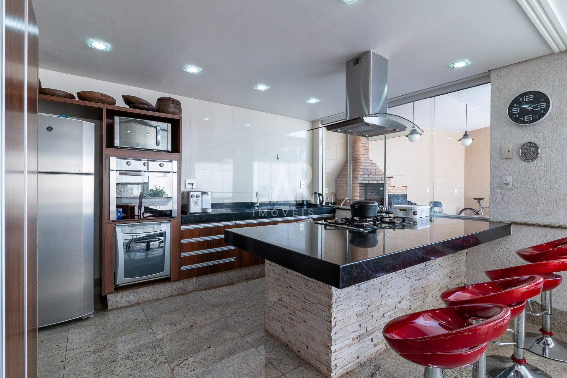 Casa de 5 quartos à venda, Santa Lúcia, Belo Horizonte - MG
