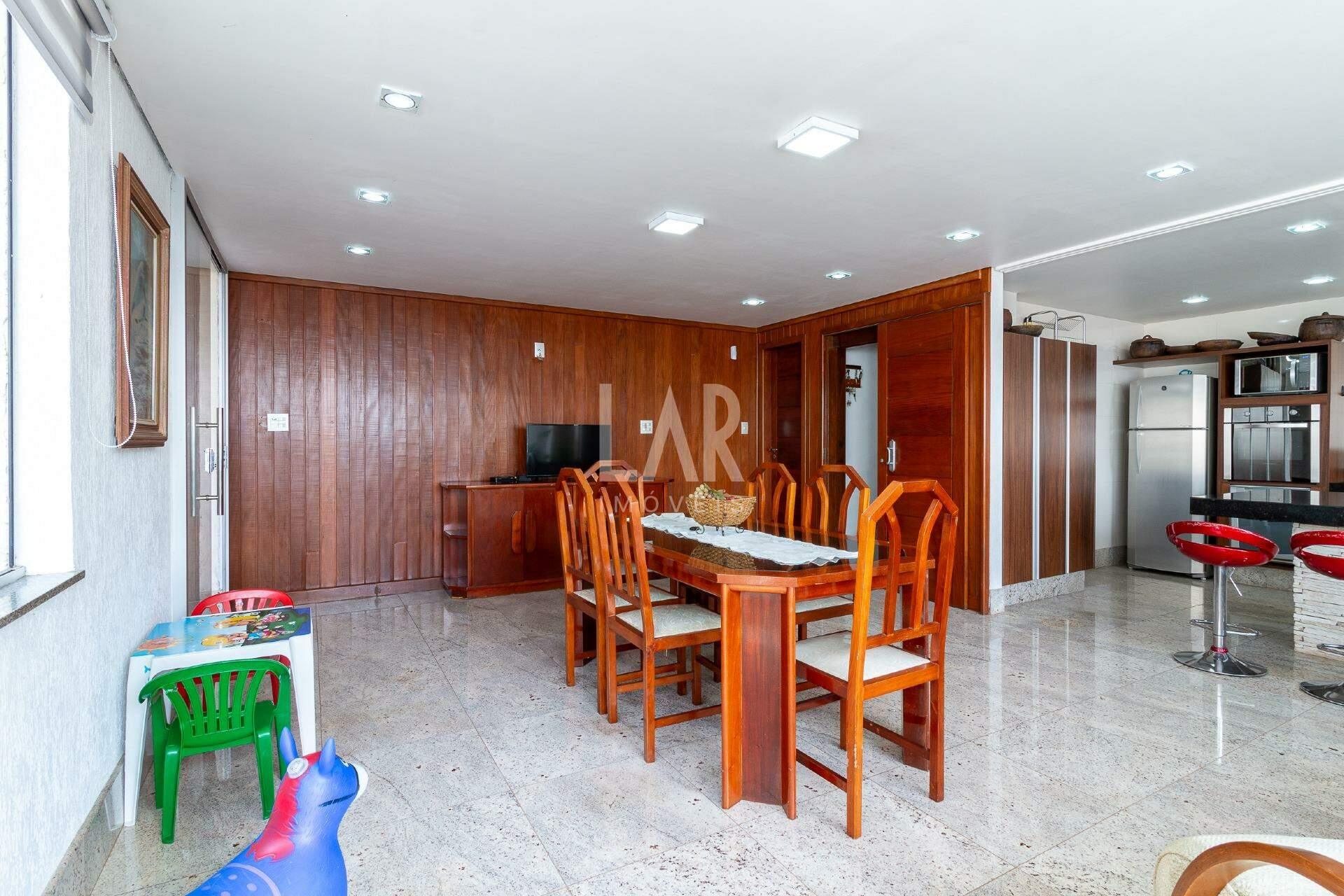 Casa de 5 quartos à venda, Santa Lúcia, Belo Horizonte - MG