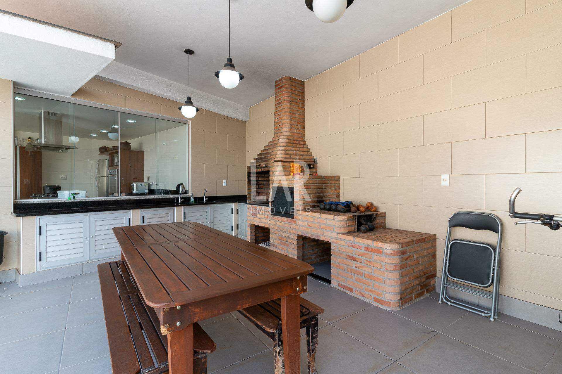 Casa de 5 quartos à venda, Santa Lúcia, Belo Horizonte - MG