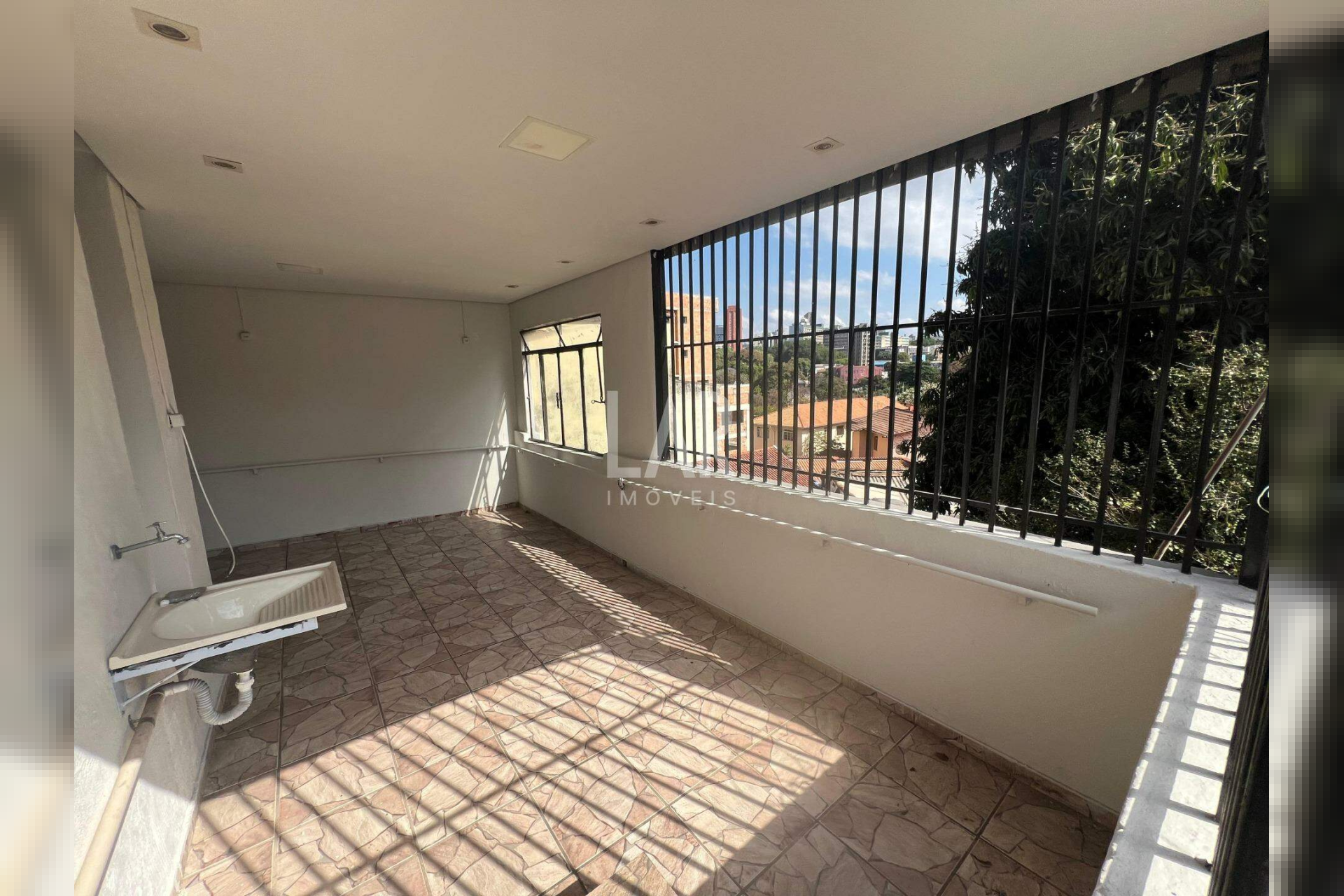 Casa de 3 quartos à venda, Floresta, Belo Horizonte - MG
