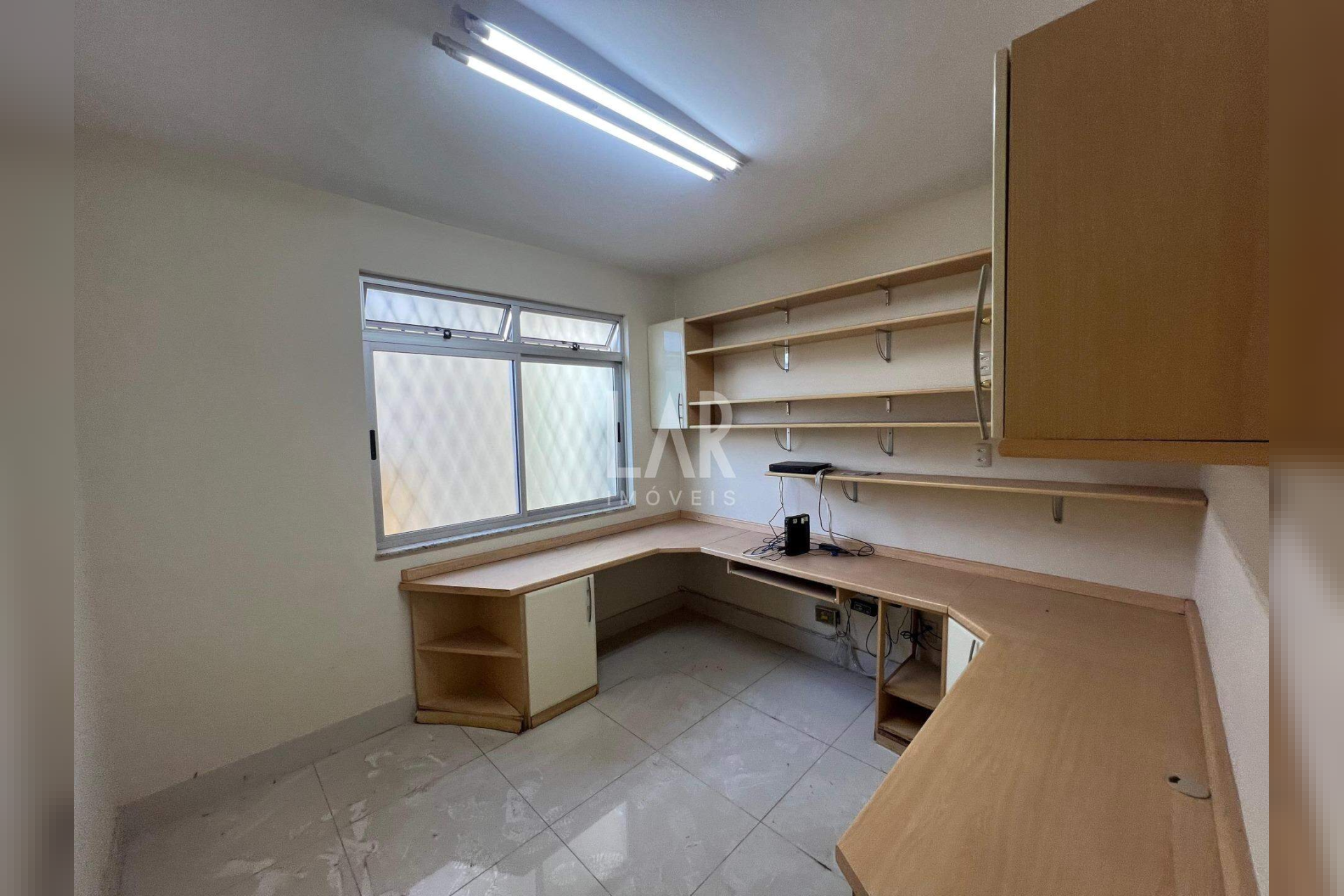 Casa de 4 quartos à venda, Planalto, Belo Horizonte - MG