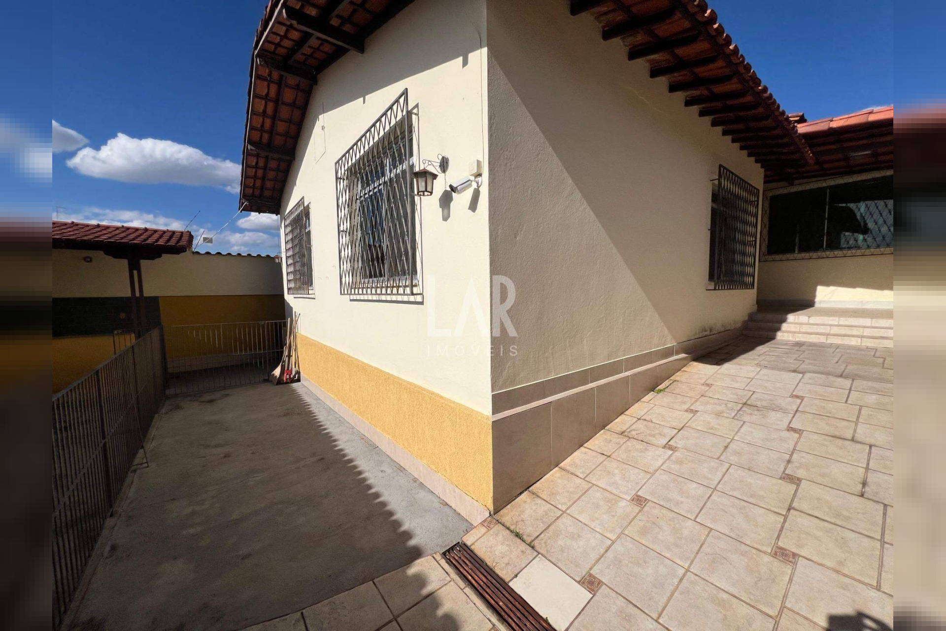 Casa de 4 quartos à venda, Planalto, Belo Horizonte - MG